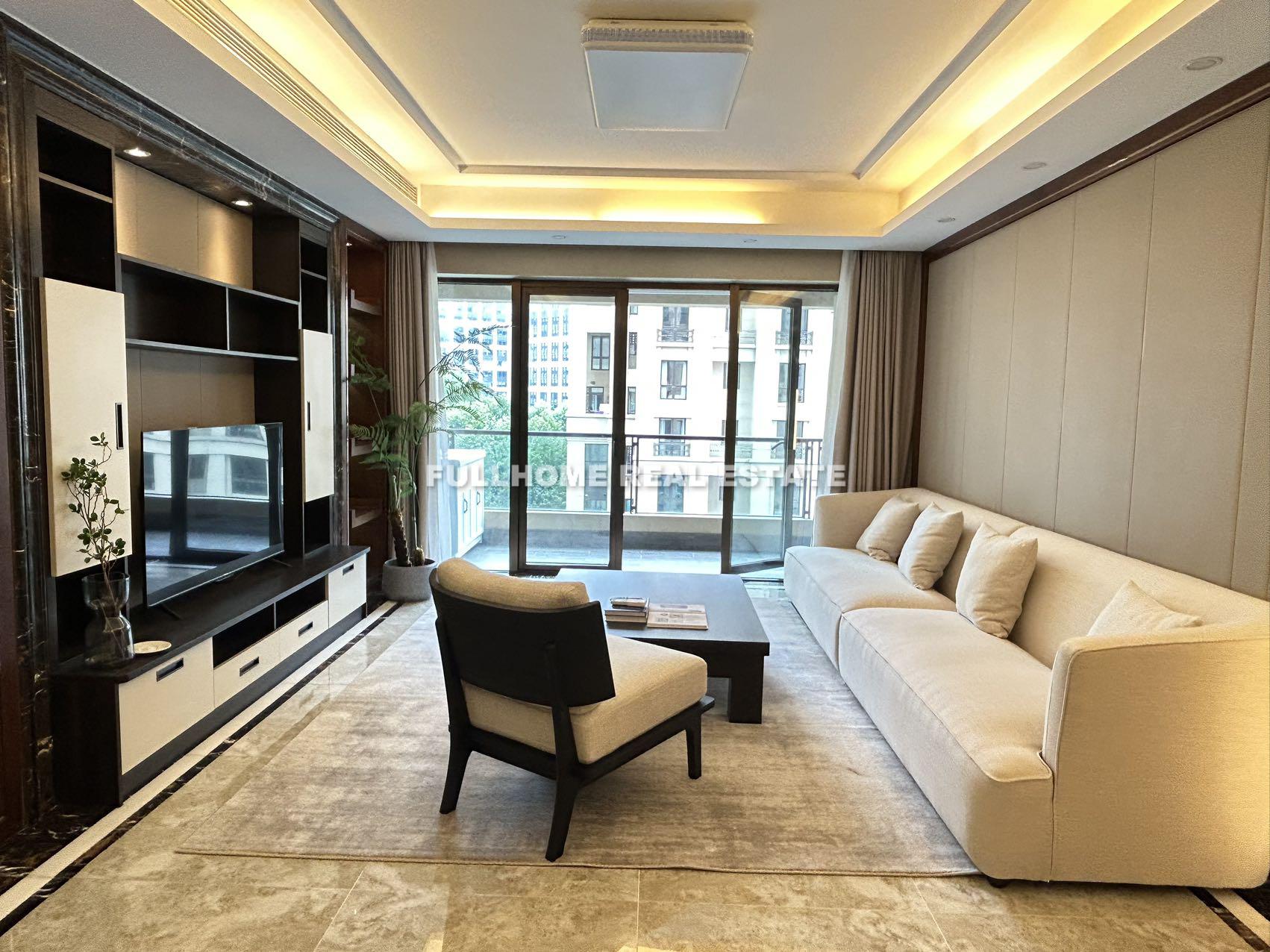 Top Of City - 2 bedroom apartment in Shanghai, People Square, Downtown