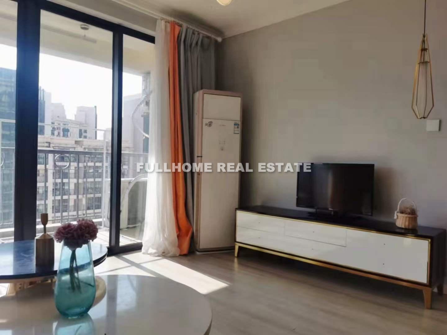 Zhong Yuan Liang Wan Cheng - 2 bedroom apartment in Shanghai, Putuo, Downtown