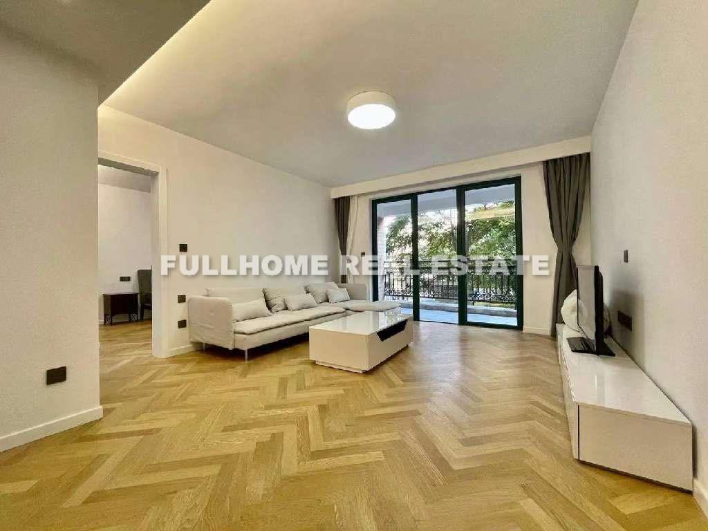 Jinse Gangwan Apartment - 3 bedroom apartment in Shanghai, Downtown, Downtown
