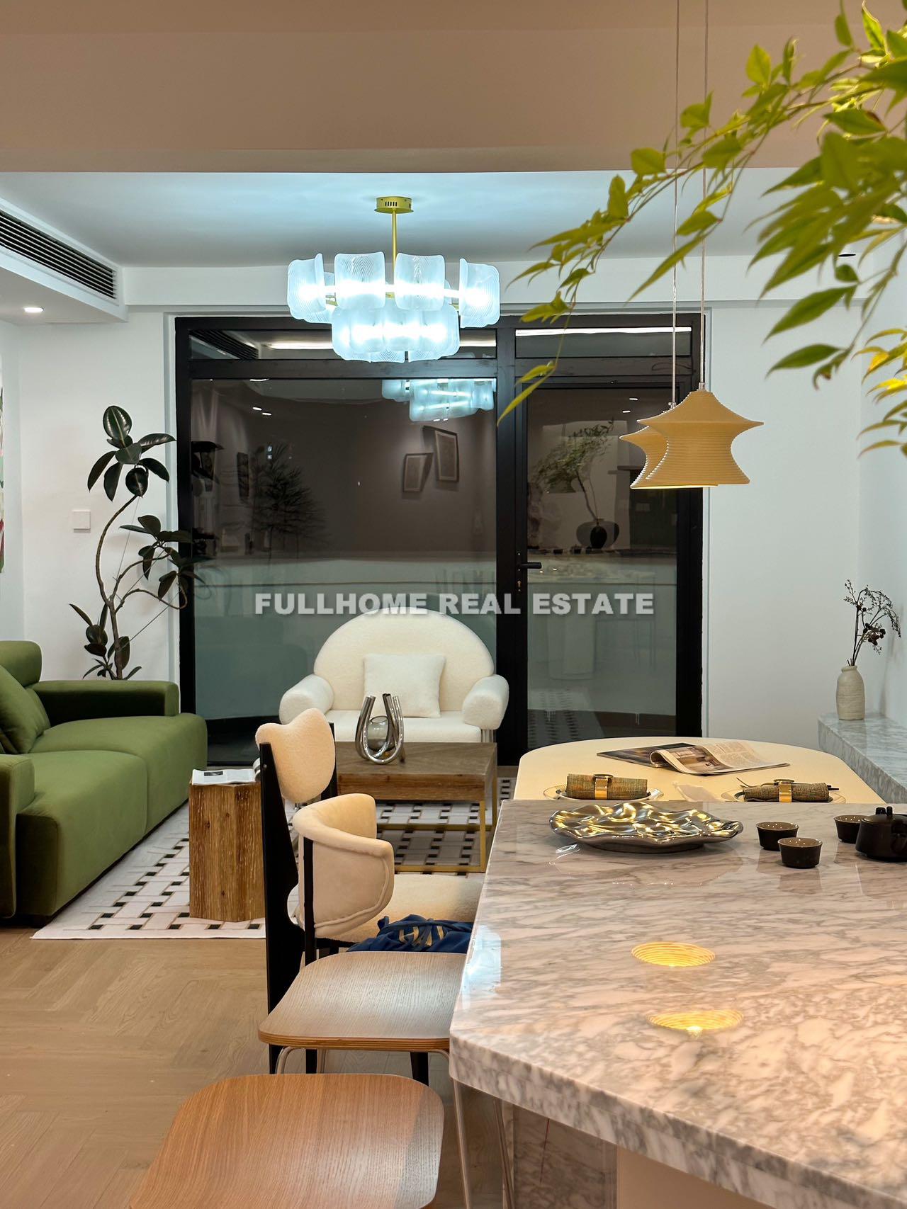 San He Garden - 3 bedroom apartment in Shanghai, Jing An, Downtown