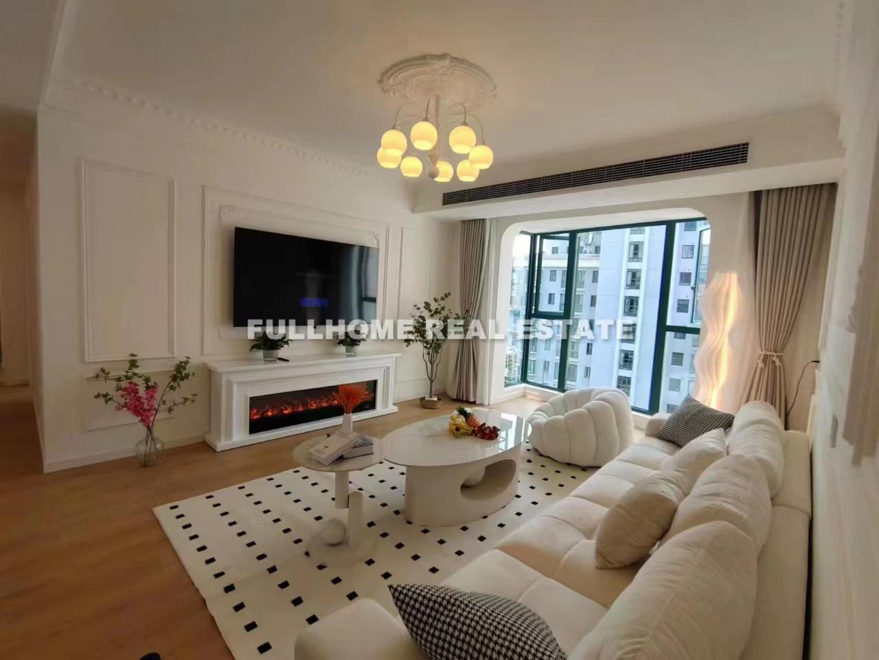 Bin Jiang Ming Ren Yuan - 3 bedroom apartment in Shanghai, The Bund, Downtown
