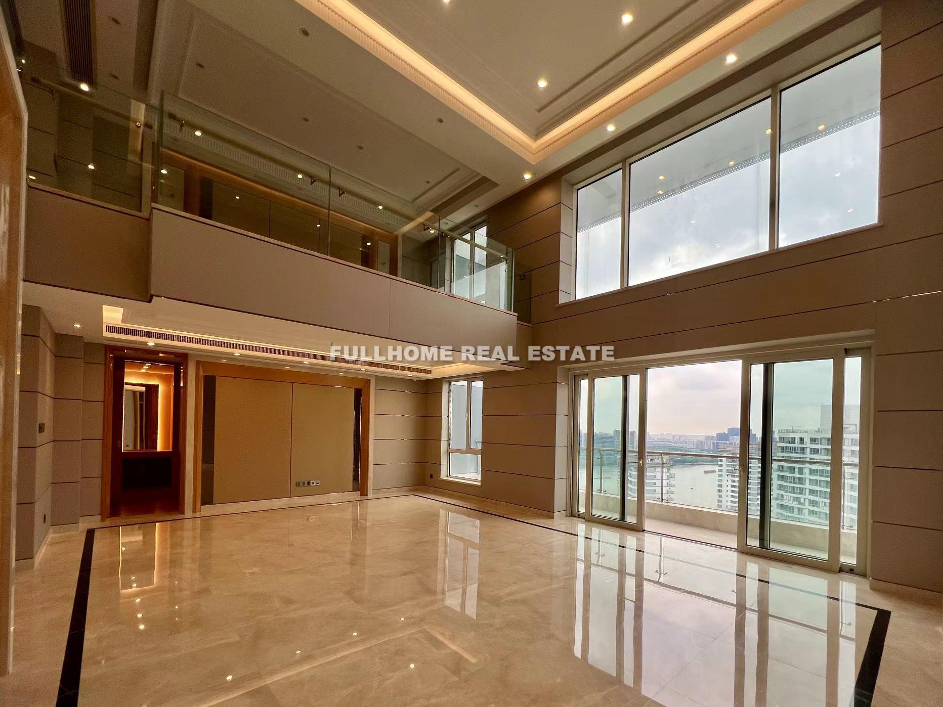 Bai Hui Garden - 4 bedroom apartment in Shanghai, , 