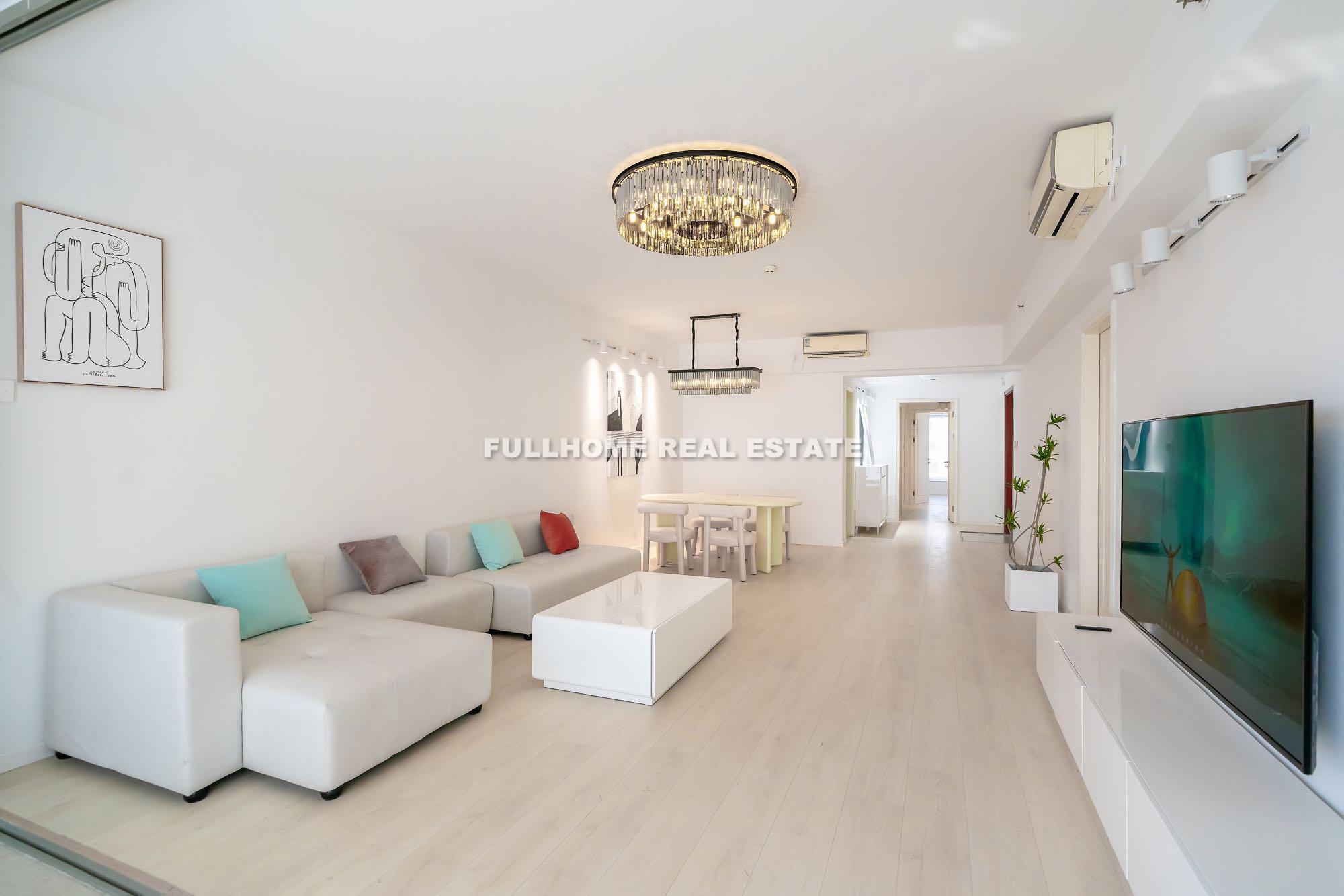 Gao Shang Ling Yu - 4 bedroom apartment in Shanghai, Downtown, Downtown