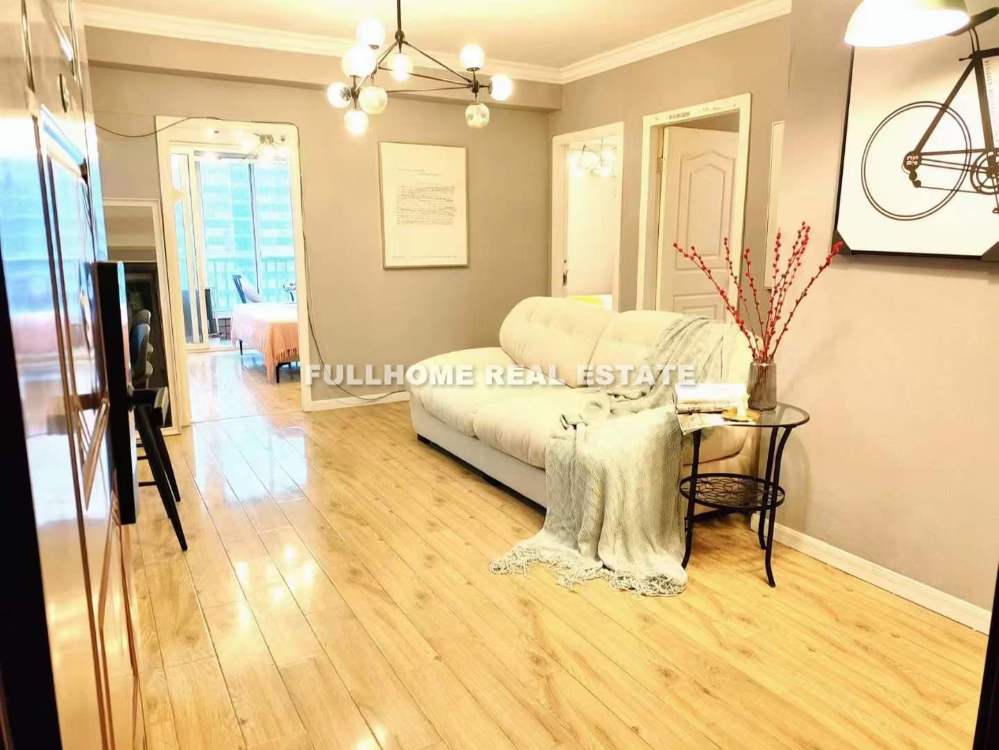 Same compound: Xing Hai Mansion, 3 bedrooms in Shanghai