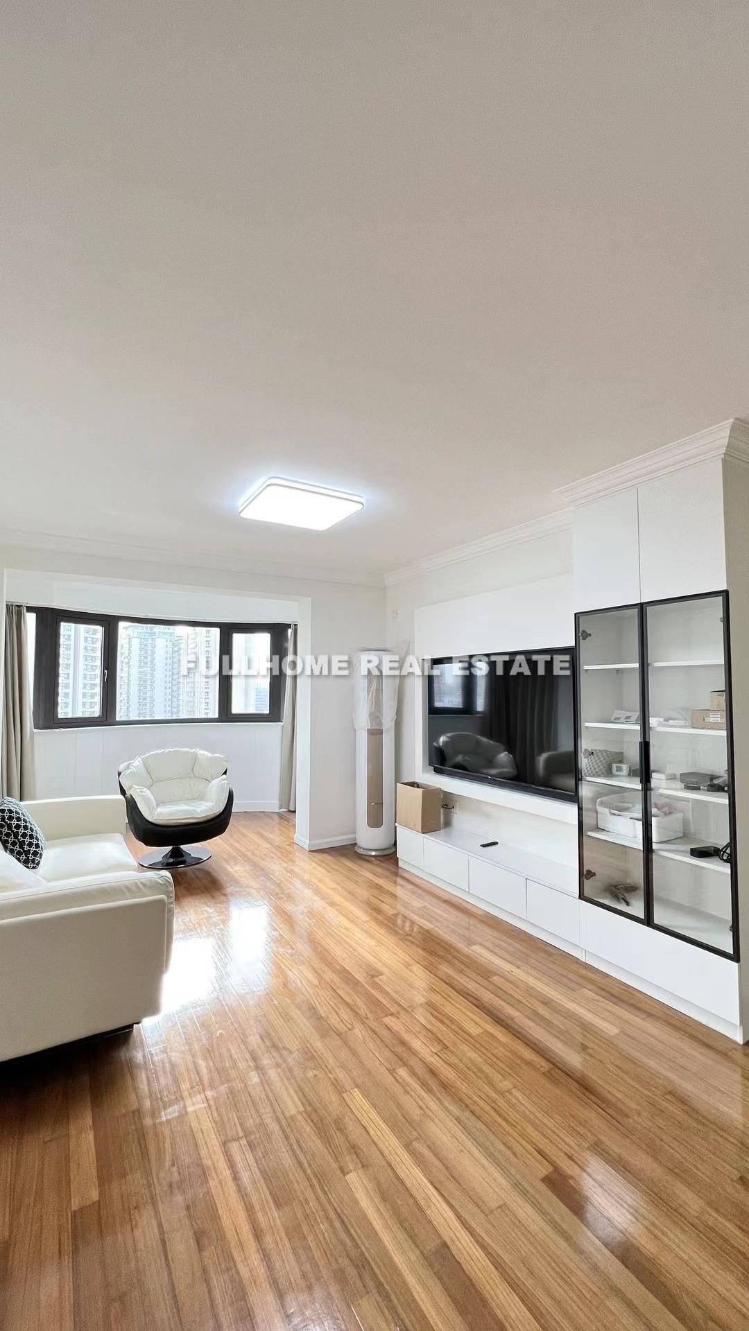 Jia Yang Apartment - 3 bedroom apartment in Shanghai, Downtown, Downtown
