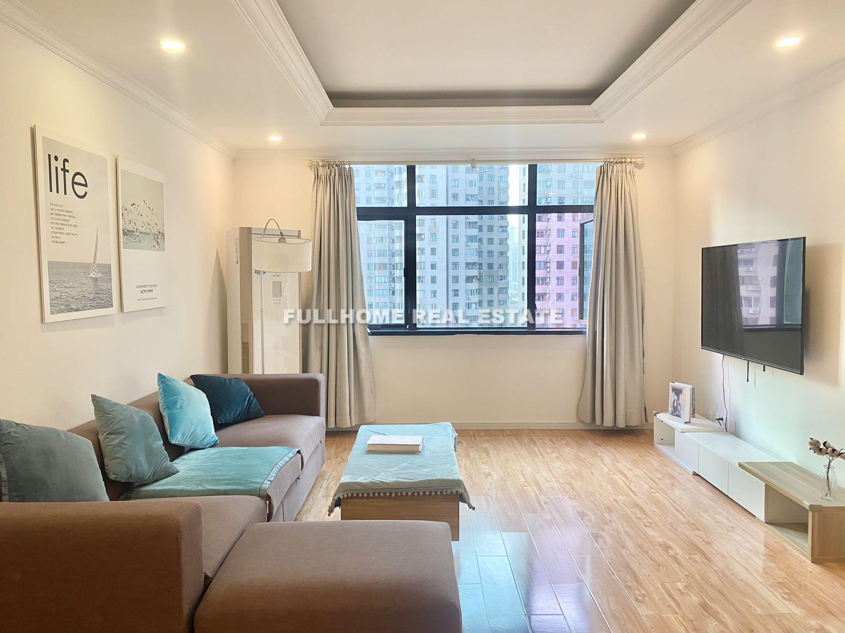 Haihua Garden - 3 bedroom apartment in Shanghai, Downtown, Downtown