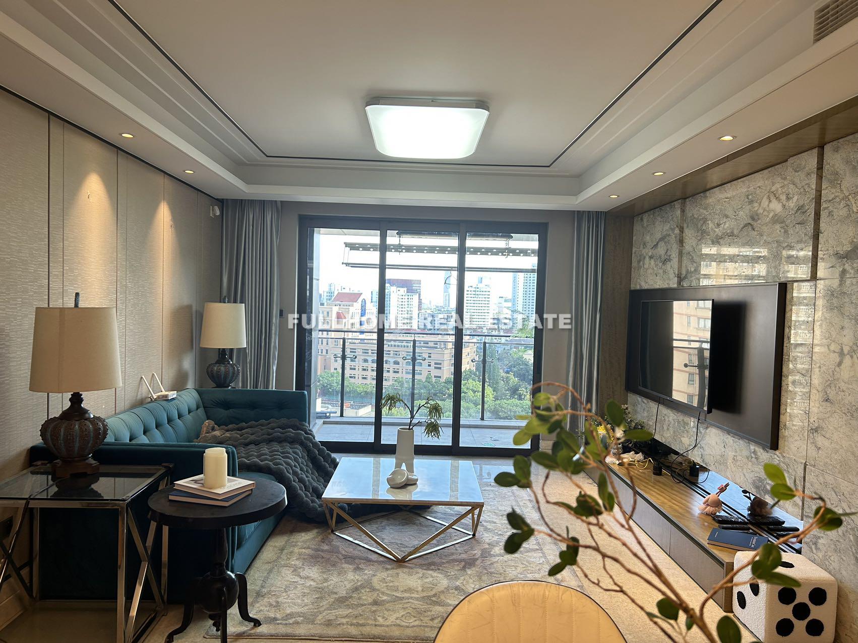 Same compound: Lvdi Haibo Waitan, 3 bedrooms in Shanghai