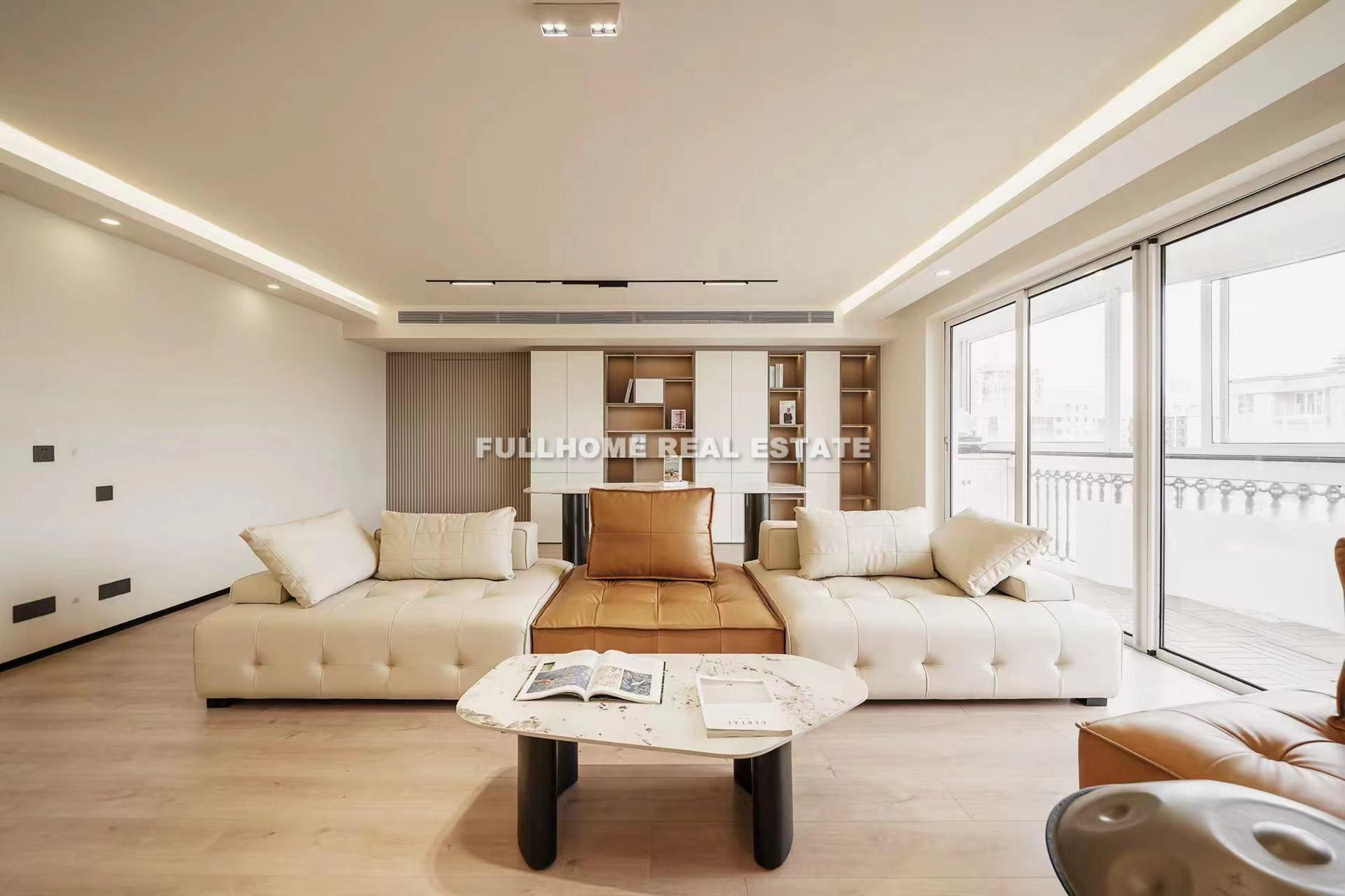 Same compound: Xindi Garden, 3 bedrooms in Shanghai