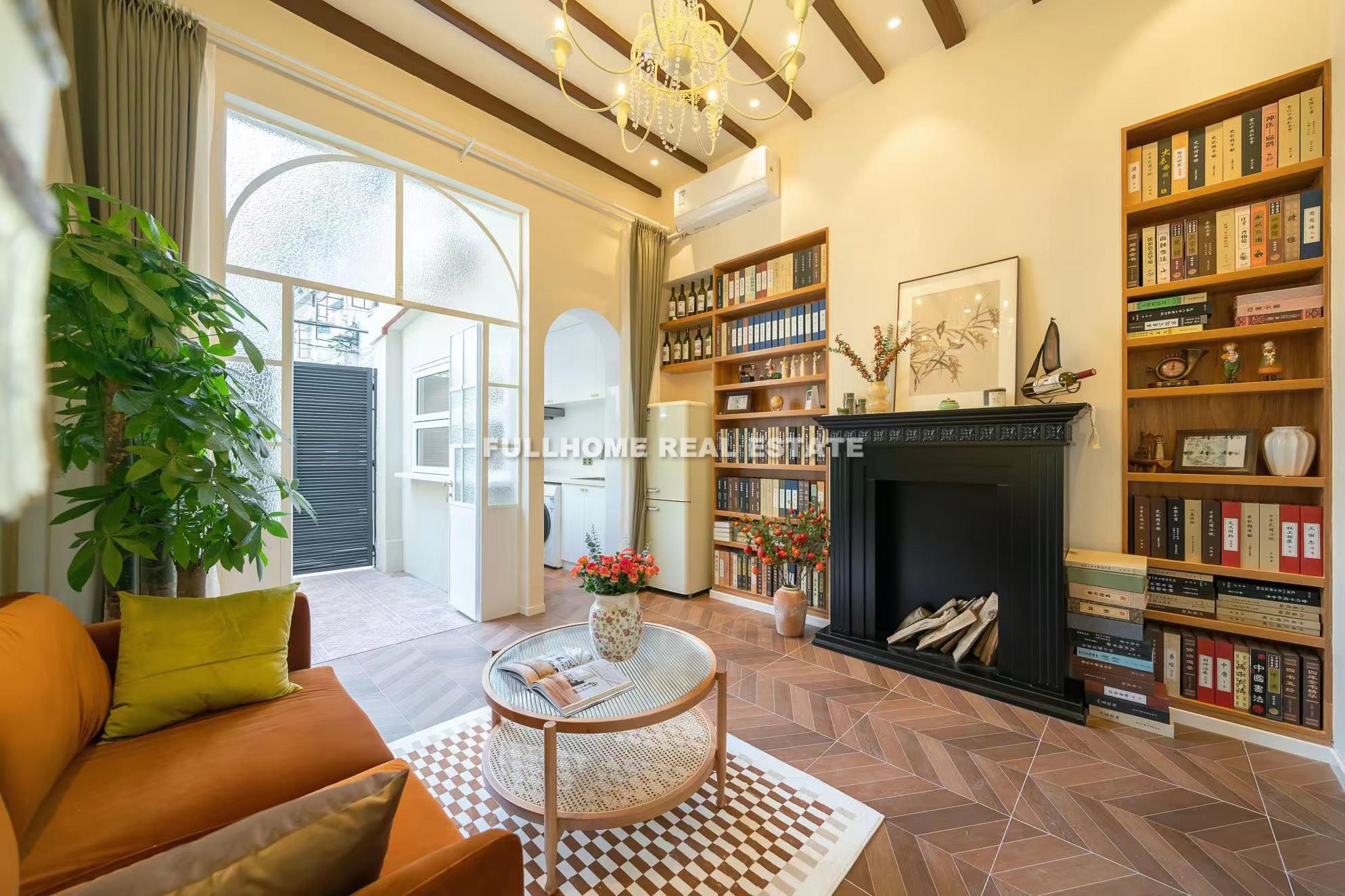 Similar property: Lane 1-300 Ruijin 2nd Road Old House, 1 bedrooms, 60 sqm in Shanghai