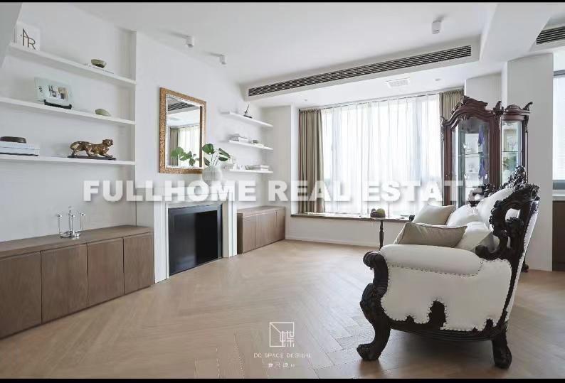Top Of City - 2 bedroom apartment in Shanghai, People Square, Downtown