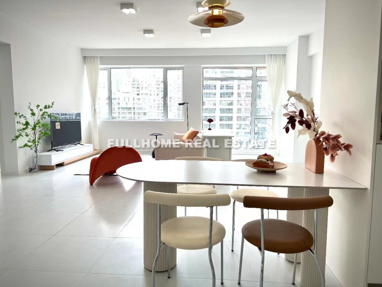 Jiahui Plaza - 2 bedroom apartment in Shanghai, Downtown, Downtown
