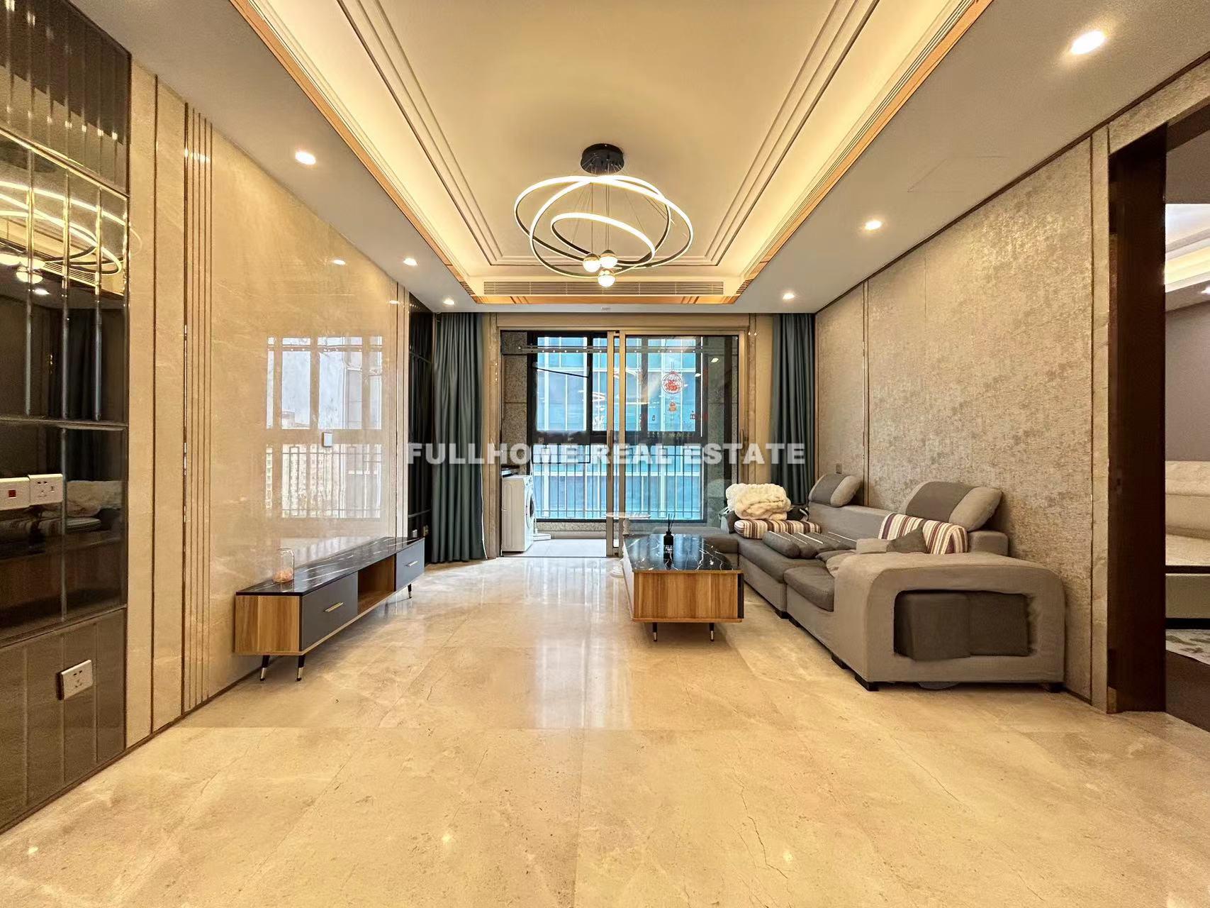 Same compound: Jing An Fu, 3 bedrooms in Shanghai