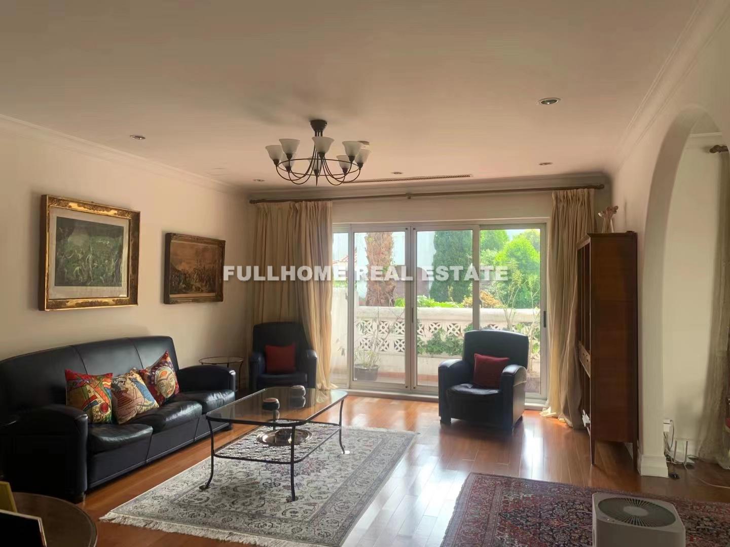 Same compound: Vizcaya Villa, 3 bedrooms in Shanghai