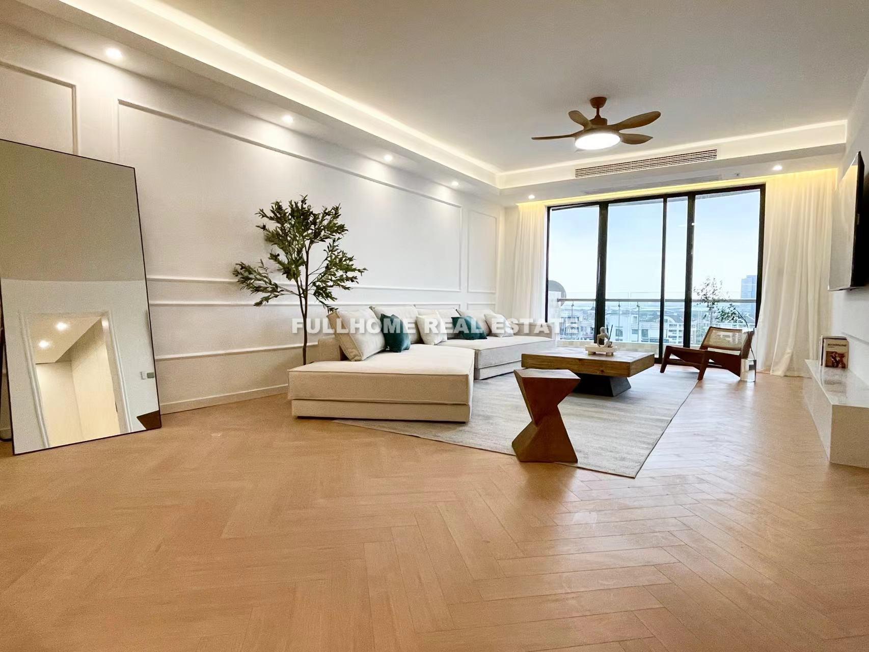 Pudong Hongqiao Garden - 3 bedroom apartment in Shanghai, Century Park and Lianyang, Pudong