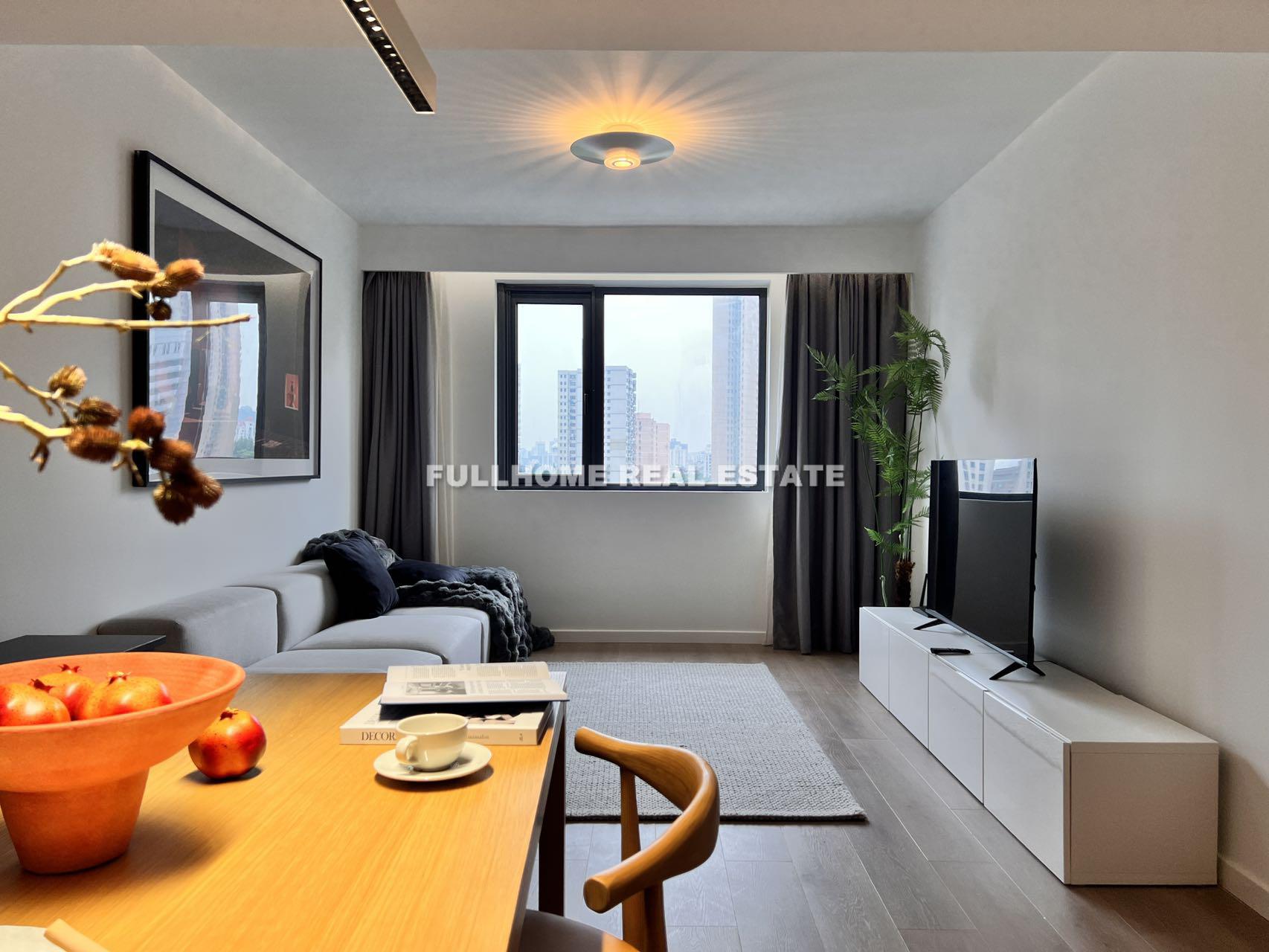 Same compound: The Century Plaza of Wamin, 2 bedrooms in Shanghai