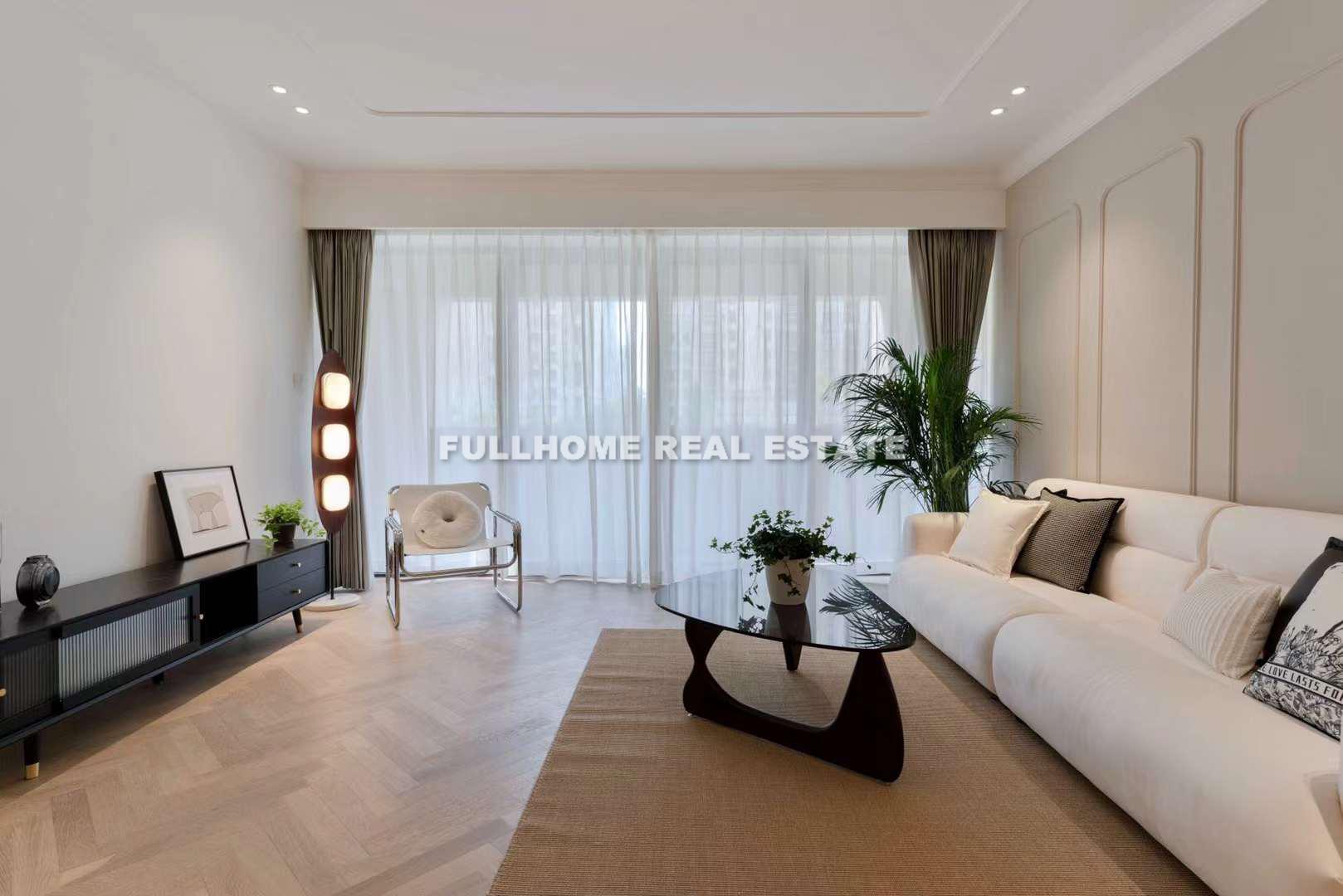 Lakeville Regency - 3 bedroom apartment in Shanghai, Xintiandi, Downtown