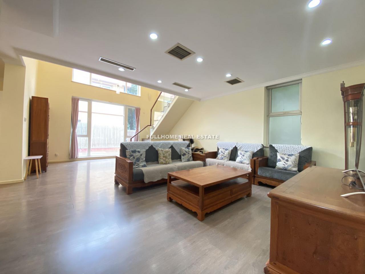 Similar property: Gahood Villa, 5 bedrooms, 450 sqm in Beijing