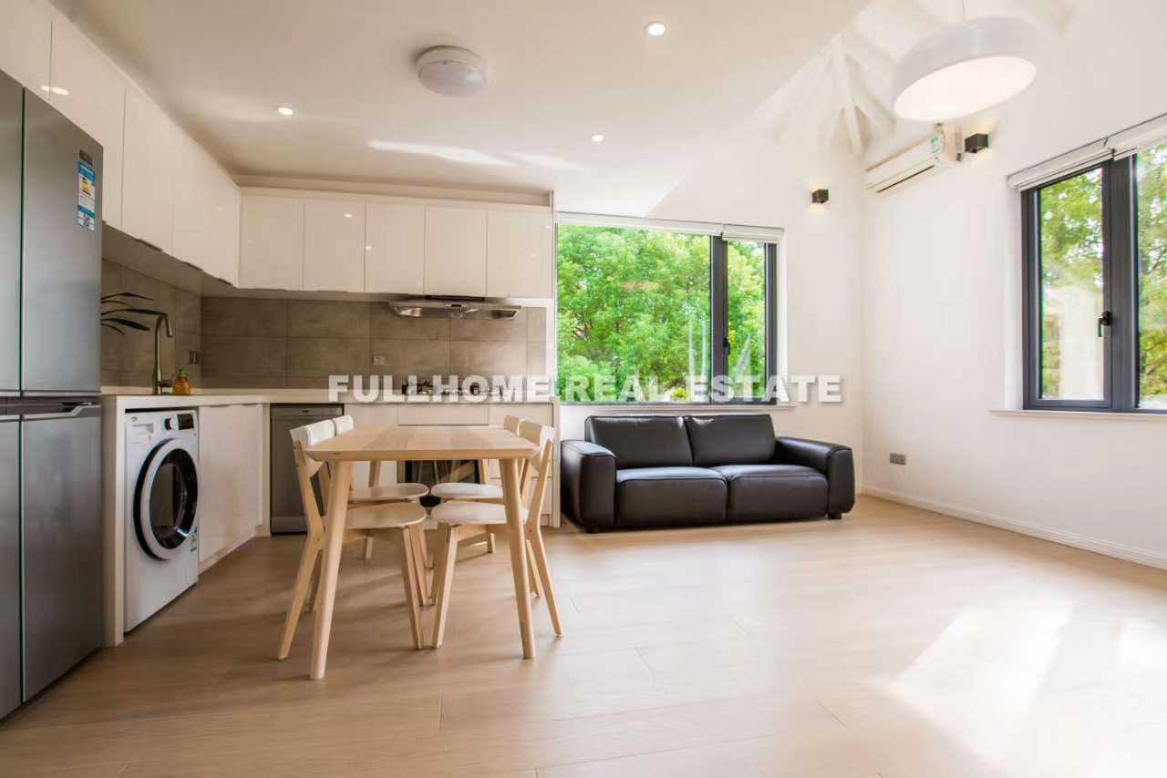 Lane 1501-2500 Middle Huaihai Road Old House	 - Interior view 2, Shanghai rental property