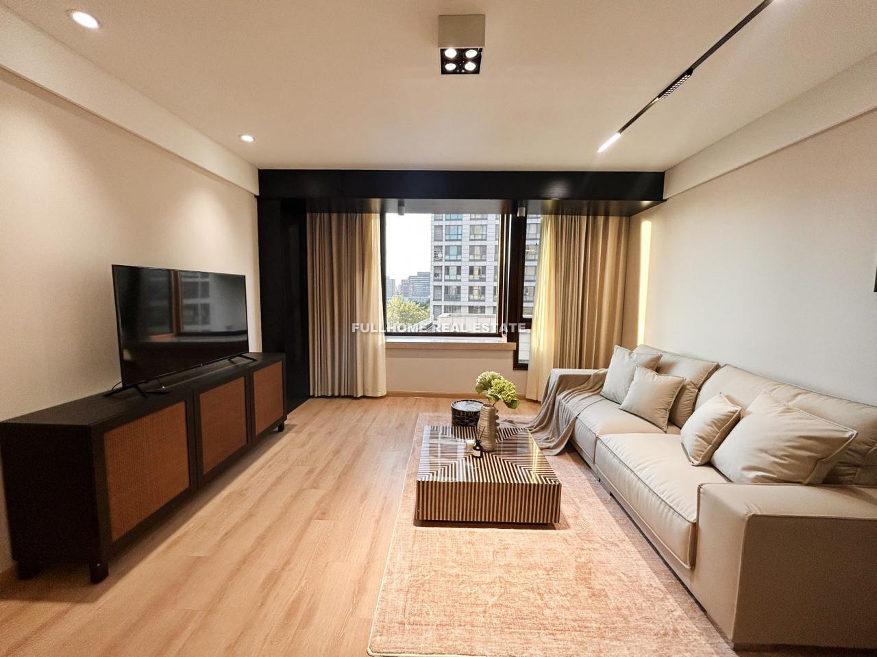 East Avenue - 1 bedroom apartment in Beijing, Sanlitun