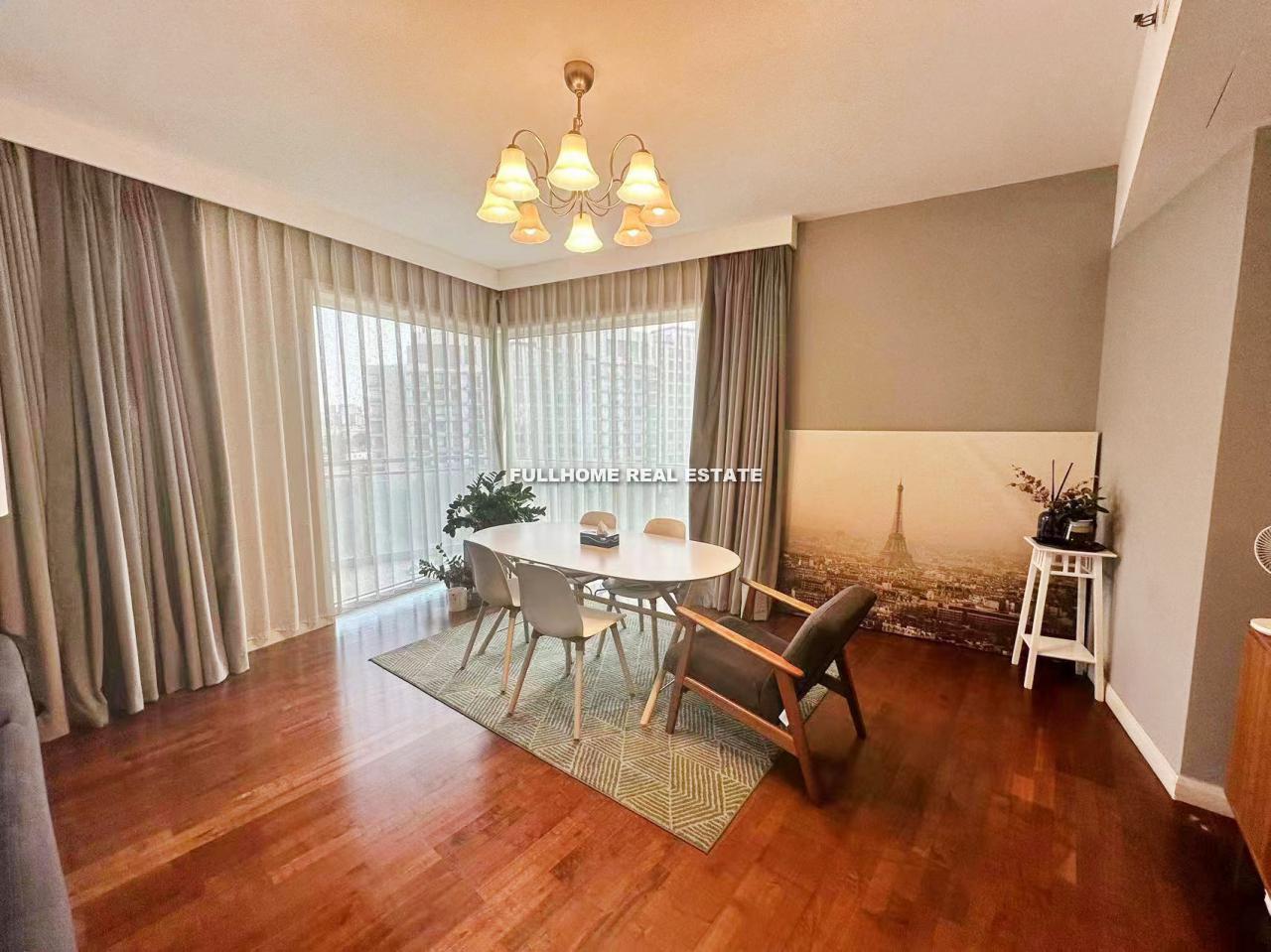 Park Avenue - 3 bedroom apartment in Beijing, Chaoyang Park