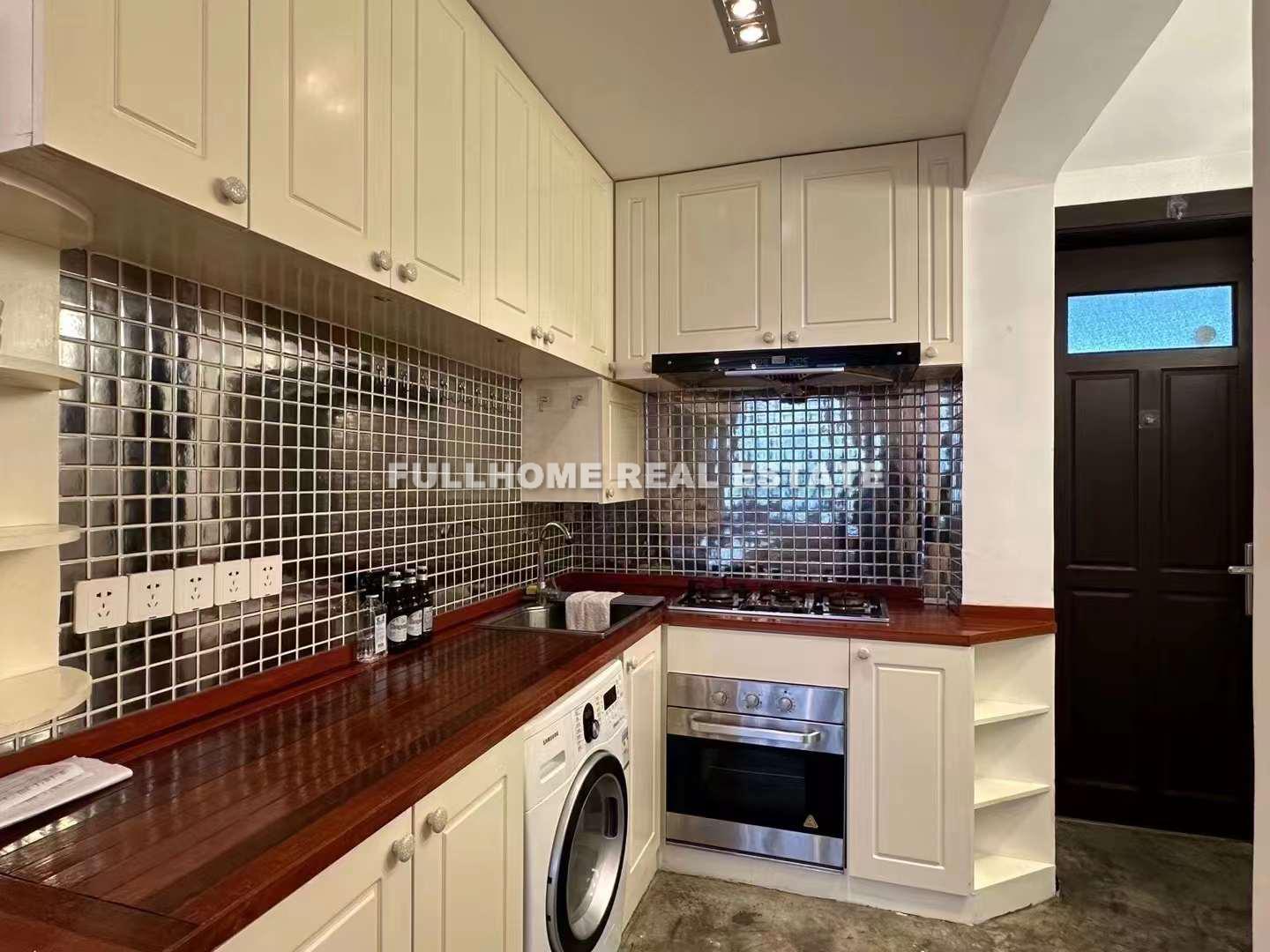 Lane 1001-1500 Middle Huaihai Road Old House - Interior view 8, Shanghai rental property