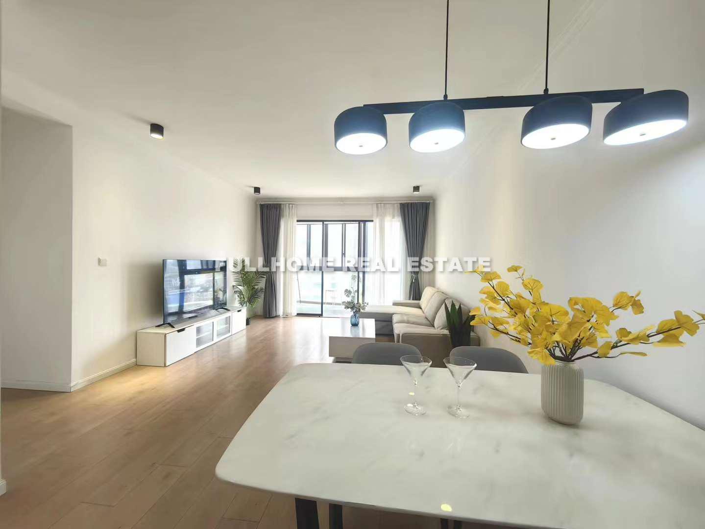 8 Park Avenue - 3 bedroom apartment in Shanghai, Jing An, Downtown