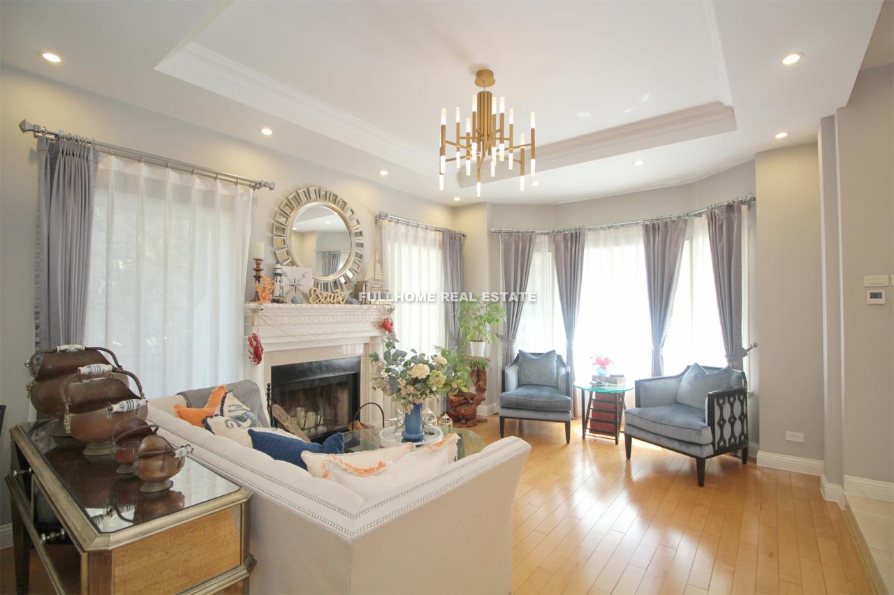 Similar property: River Garden, 4 bedrooms, 320 sqm in Beijing