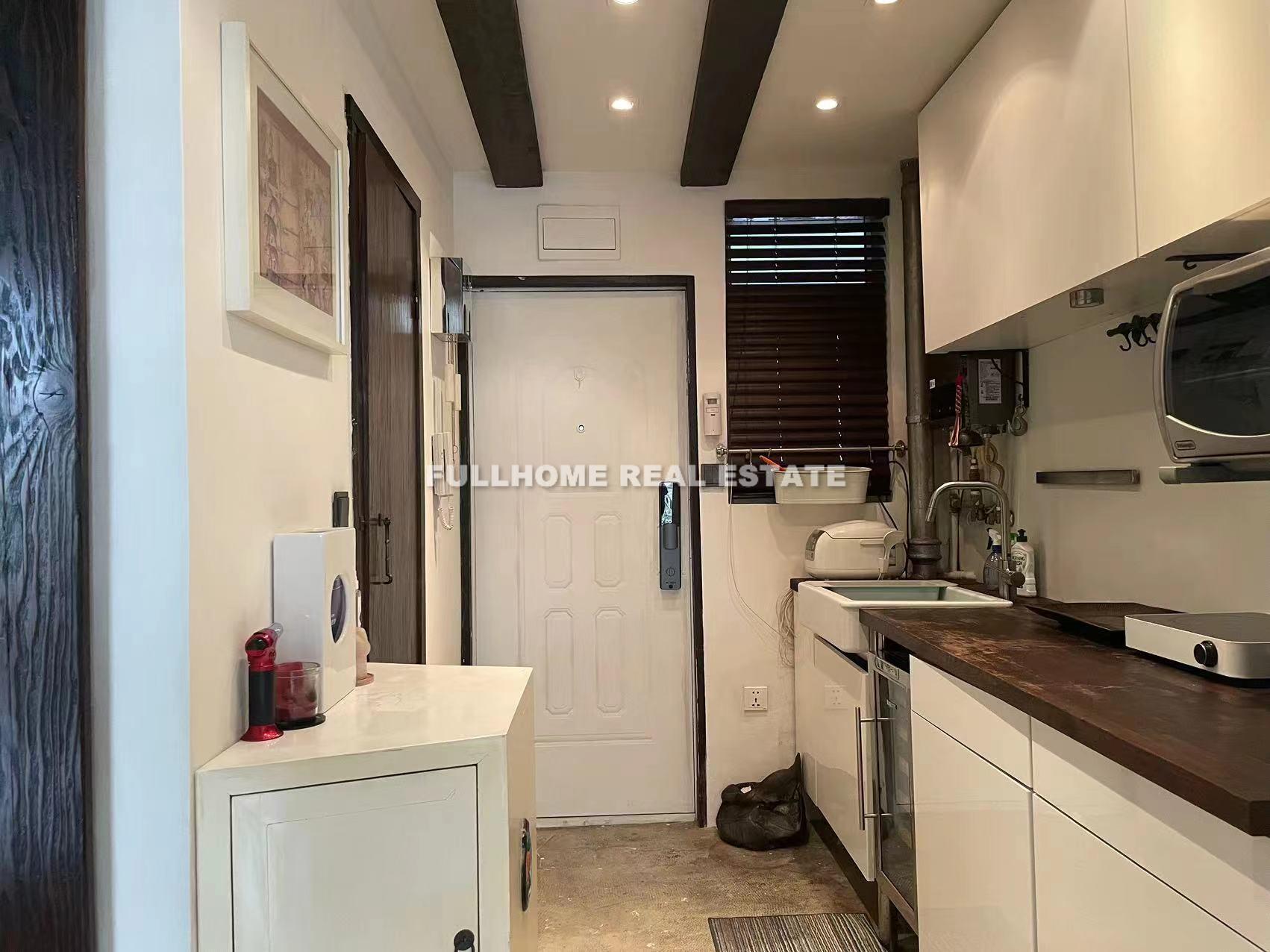 Lane 1-1200 Huashan Road Old House - Interior view 3, Shanghai rental property