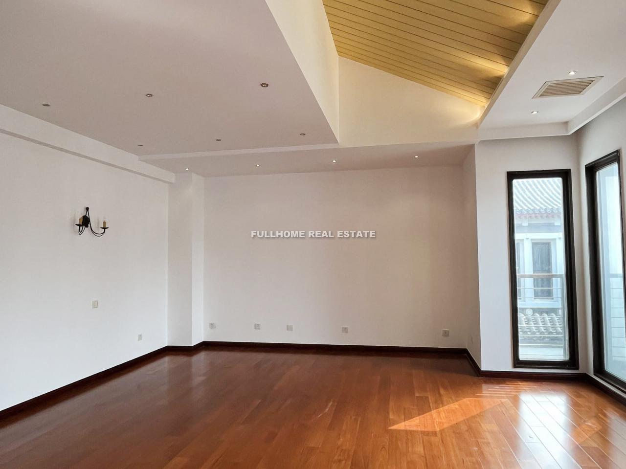 Similar property: Cathay View, 5 bedrooms, 470 sqm in Beijing