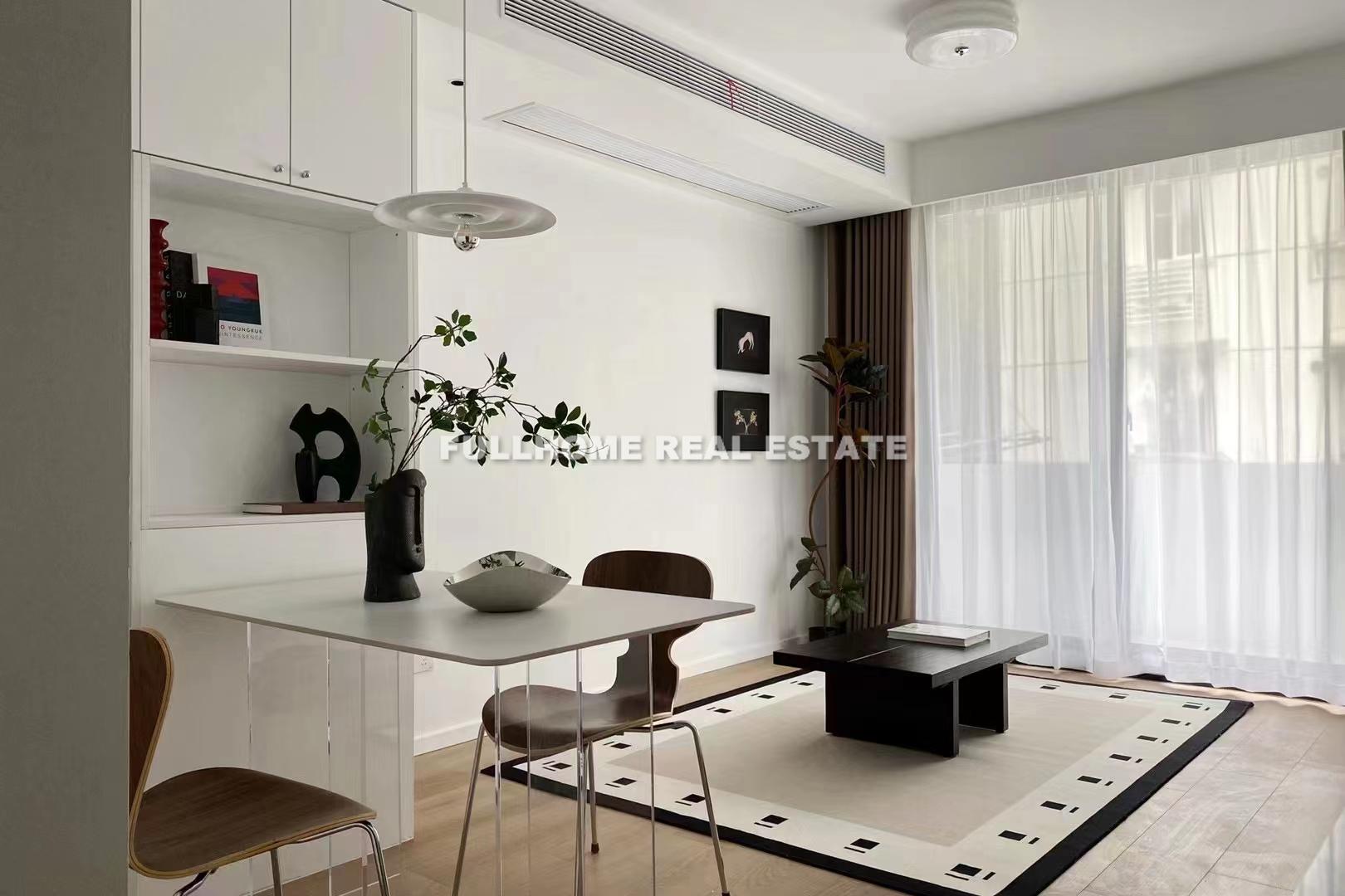 Lane 1-1000 Wuyi Road Old House - 1 bedroom apartment in Shanghai, Downtown, Downtown