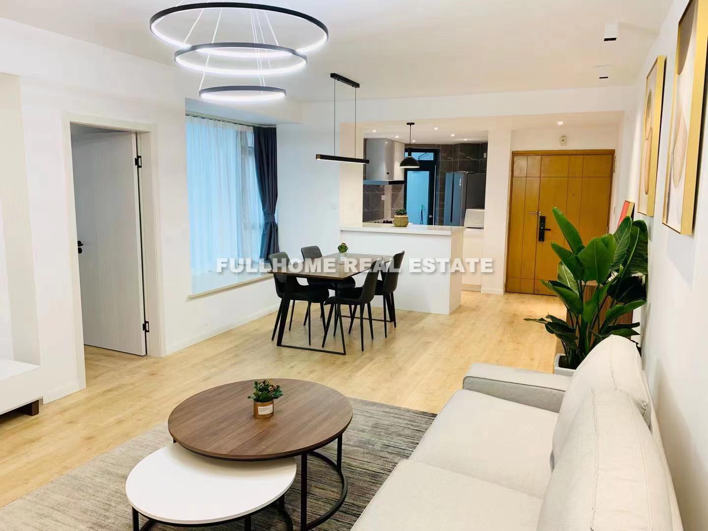 Oriental Manhattan - 3 bedroom apartment in Shanghai, Xujiahui, Downtown