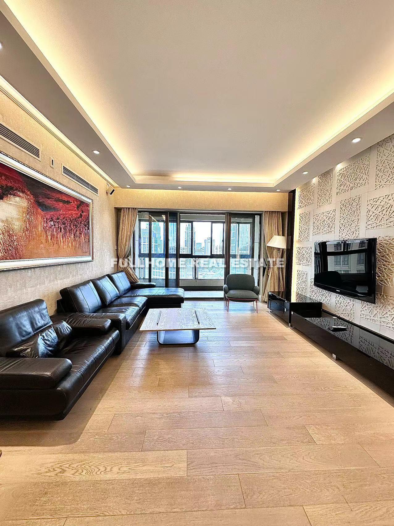 Lakeville Regency - 3 bedroom apartment in Shanghai, Xintiandi, Downtown