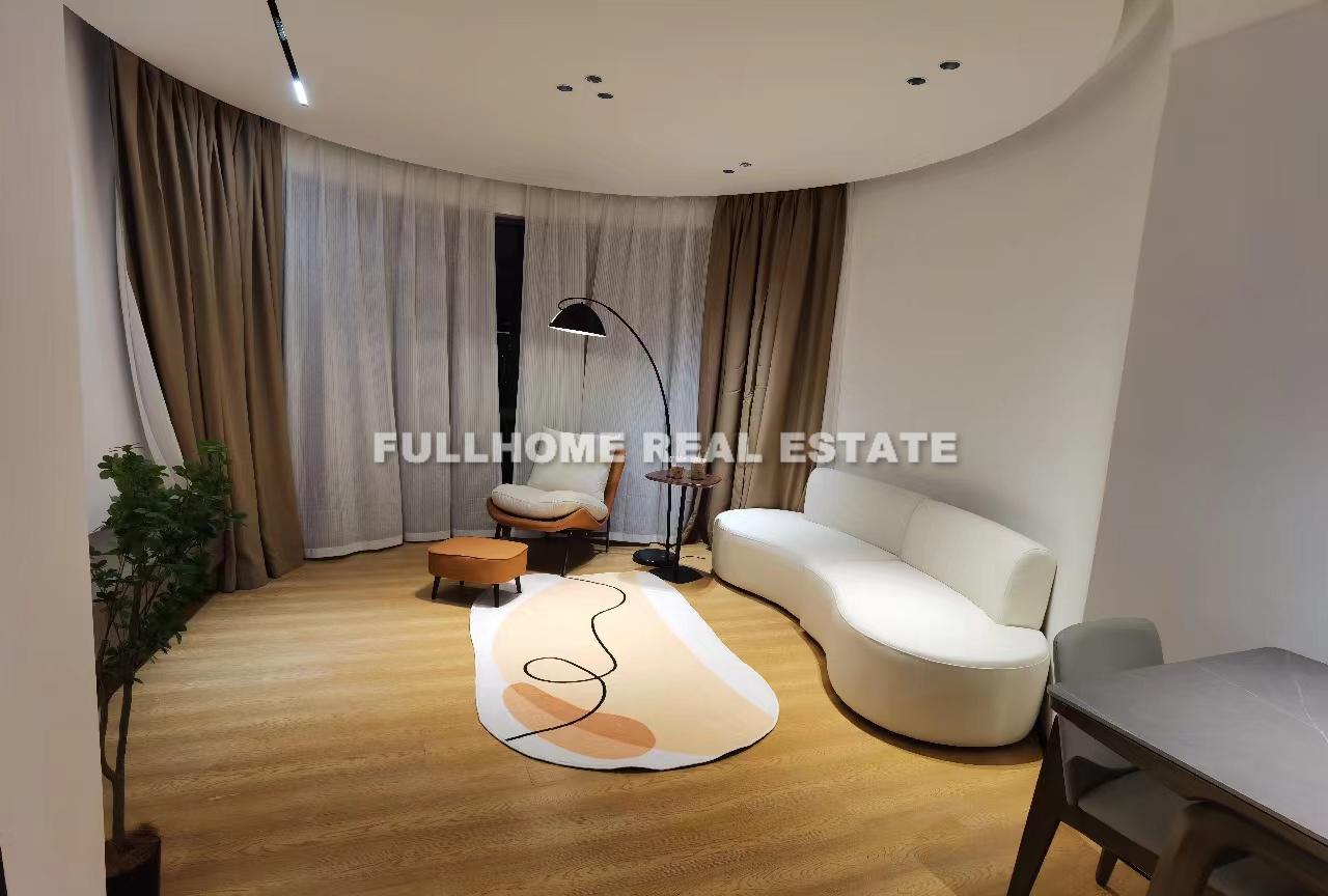 Same compound: Oriental Golden Gate Garden, 2 bedrooms in Shanghai