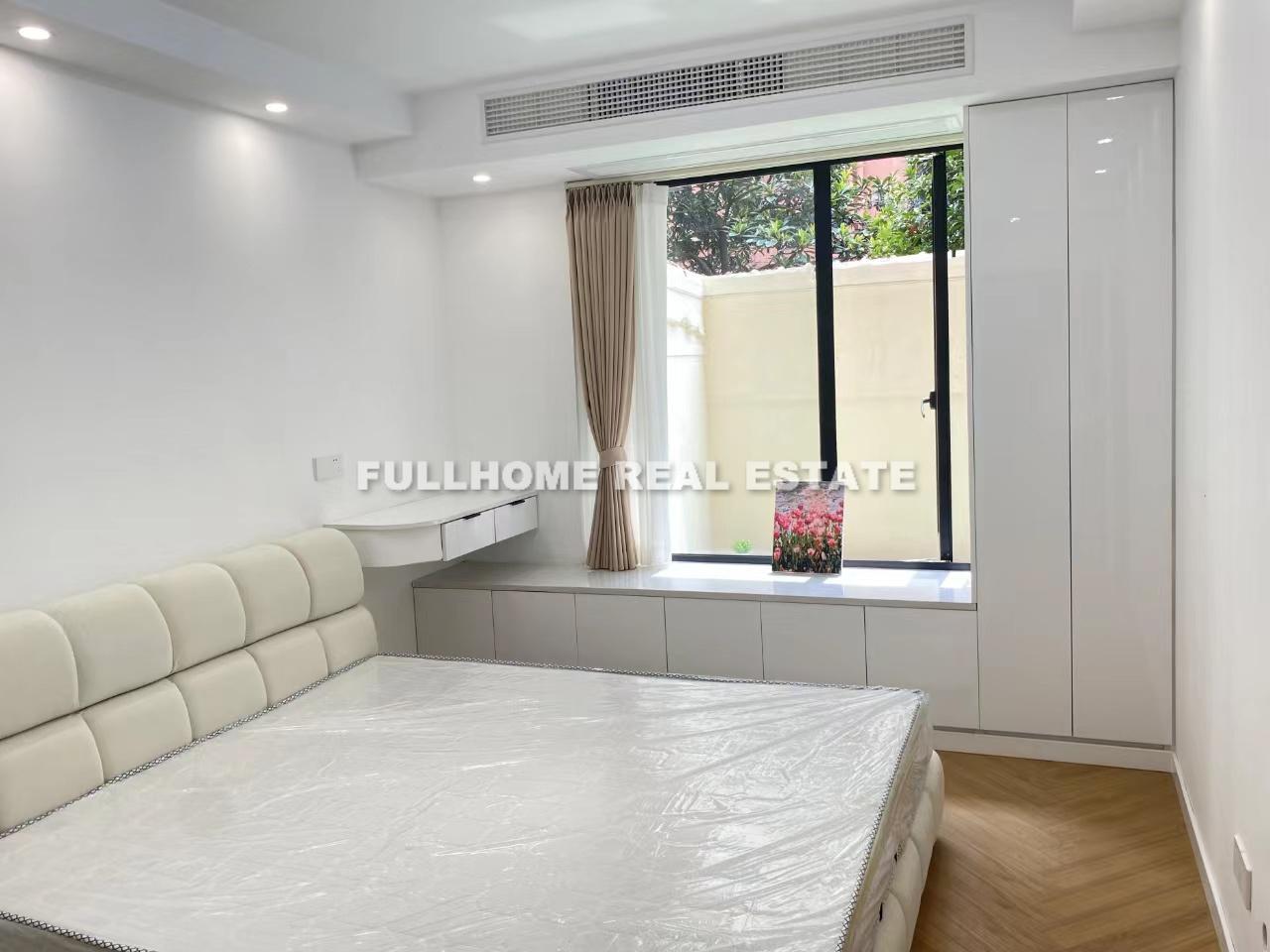 Lane 1-1000 Changning Road Old House	 - Interior view 5, Shanghai rental property
