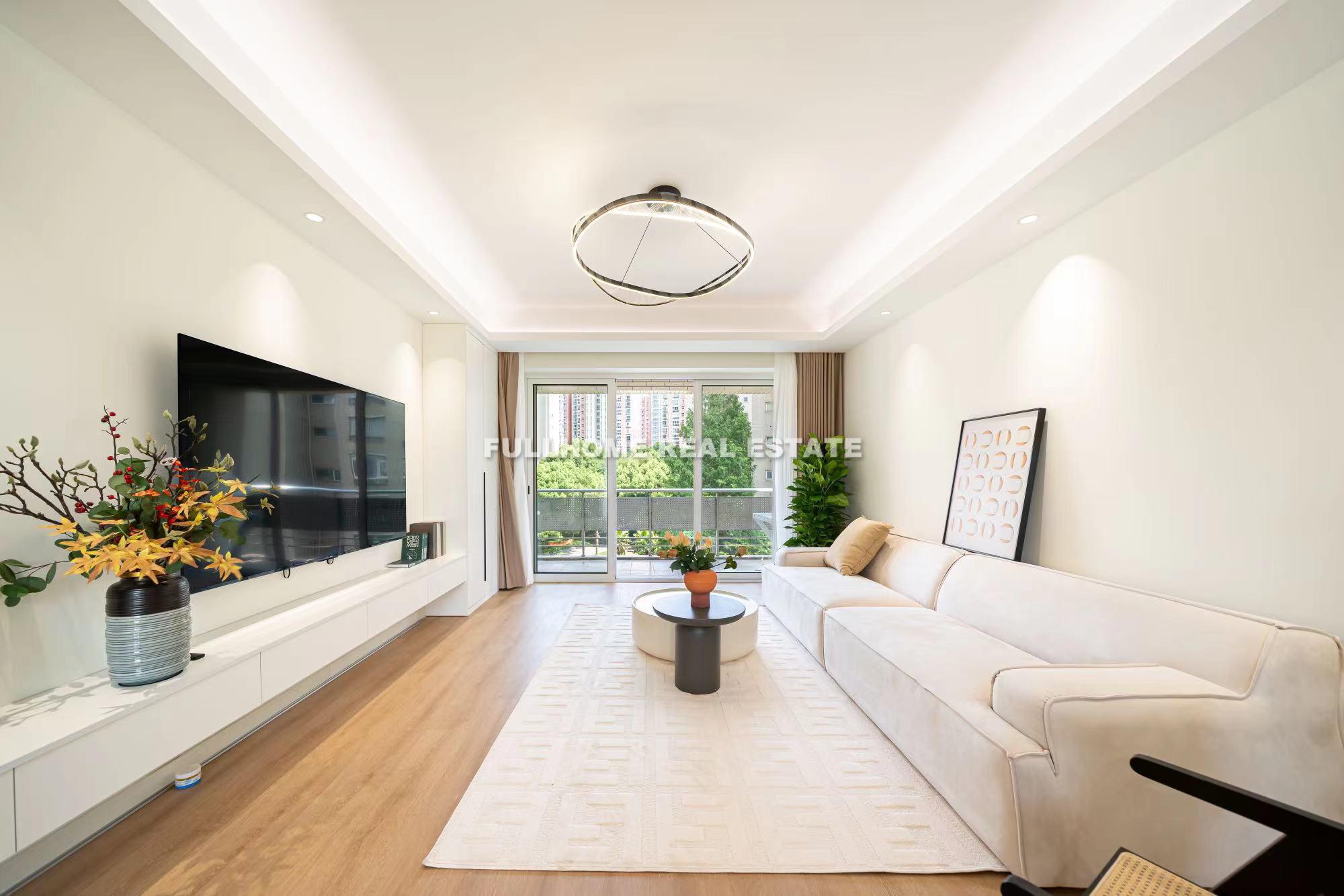 Lian Yang Garden - 4 bedroom apartment in Shanghai, Downtown, Downtown