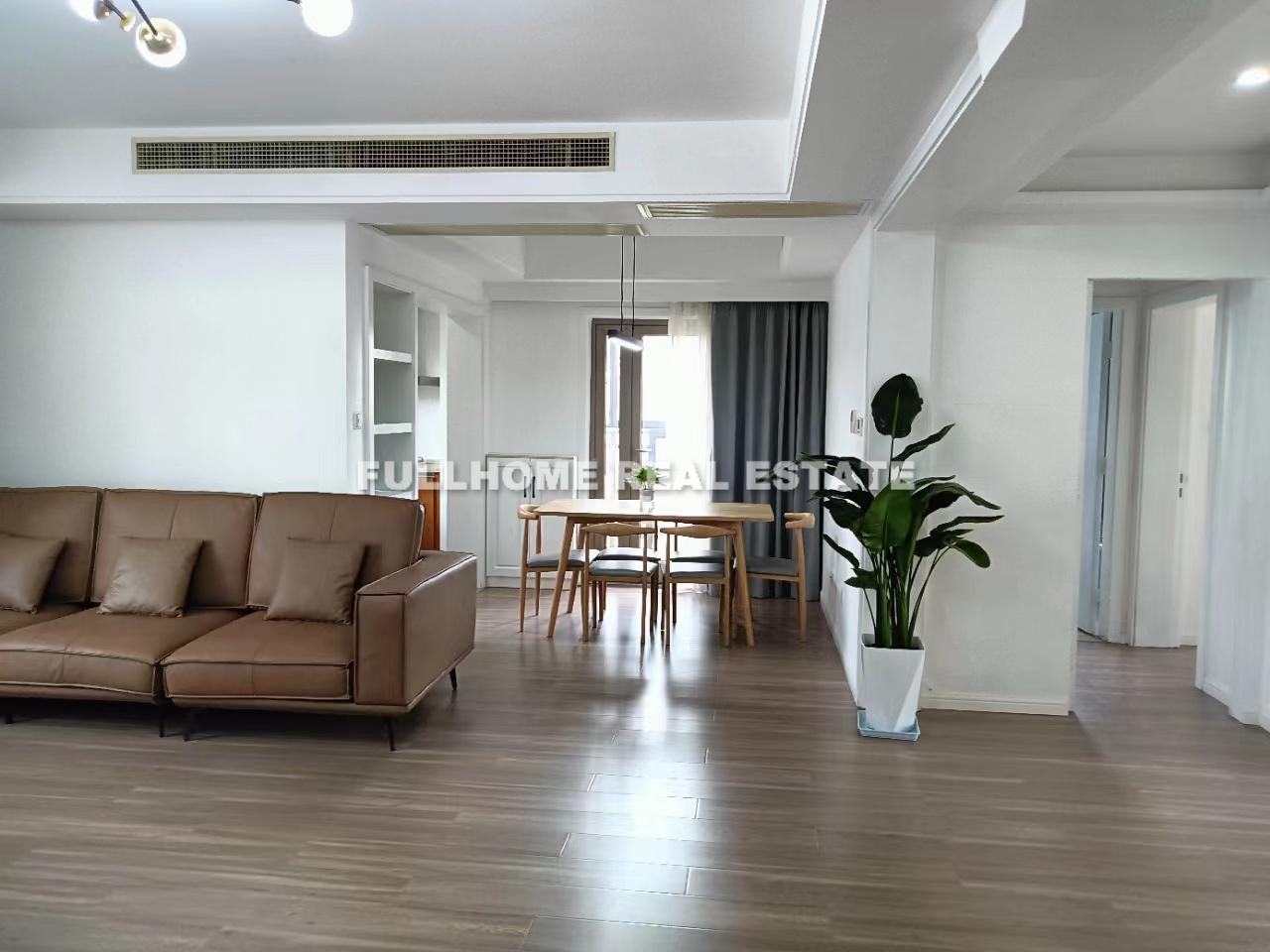 Golden Bella Vie - 2 bedroom apartment in Shanghai, Gubei, Hongqiao