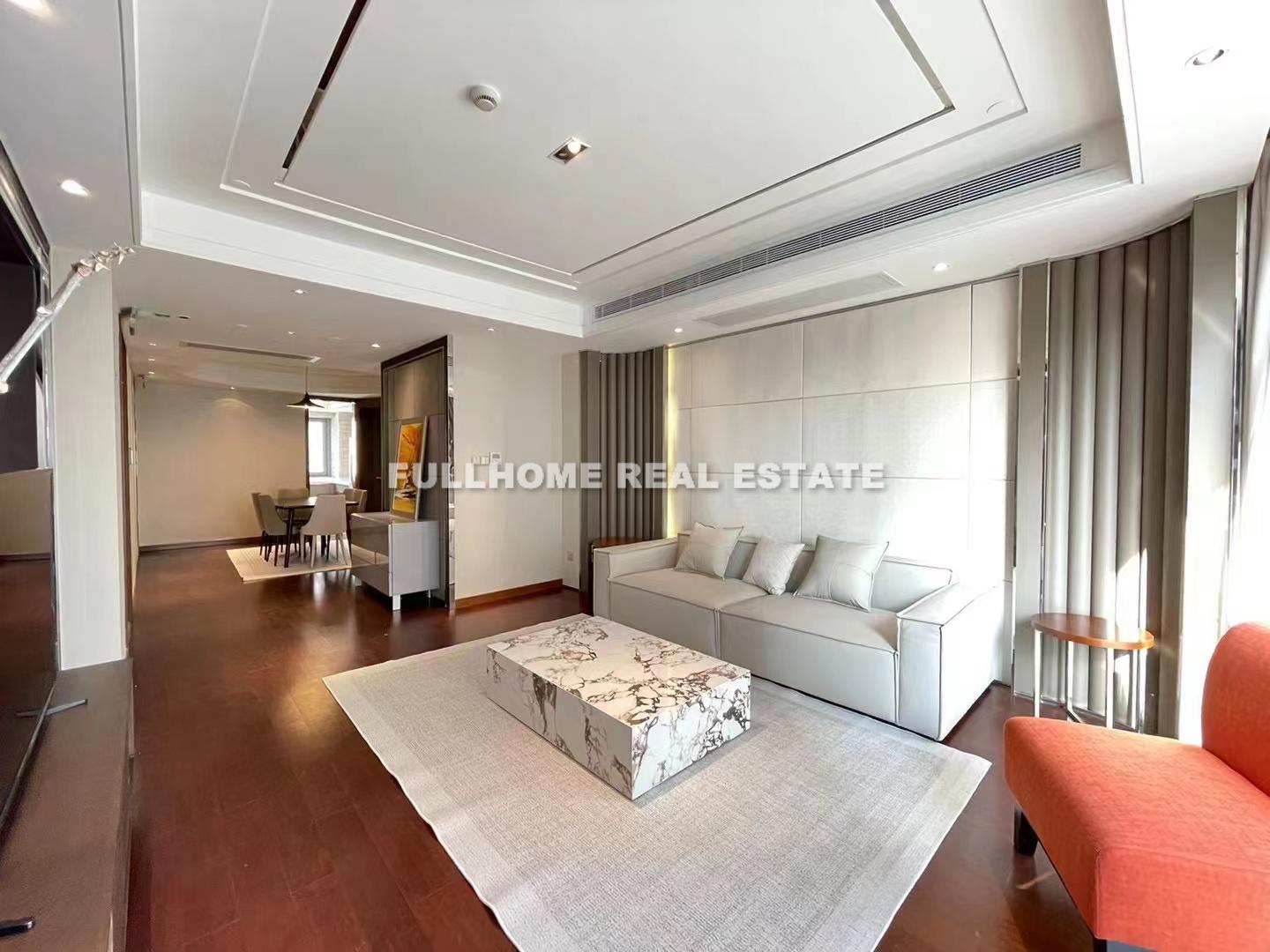 Similar property: The Bund 188, 3 bedrooms, 180 sqm in Shanghai