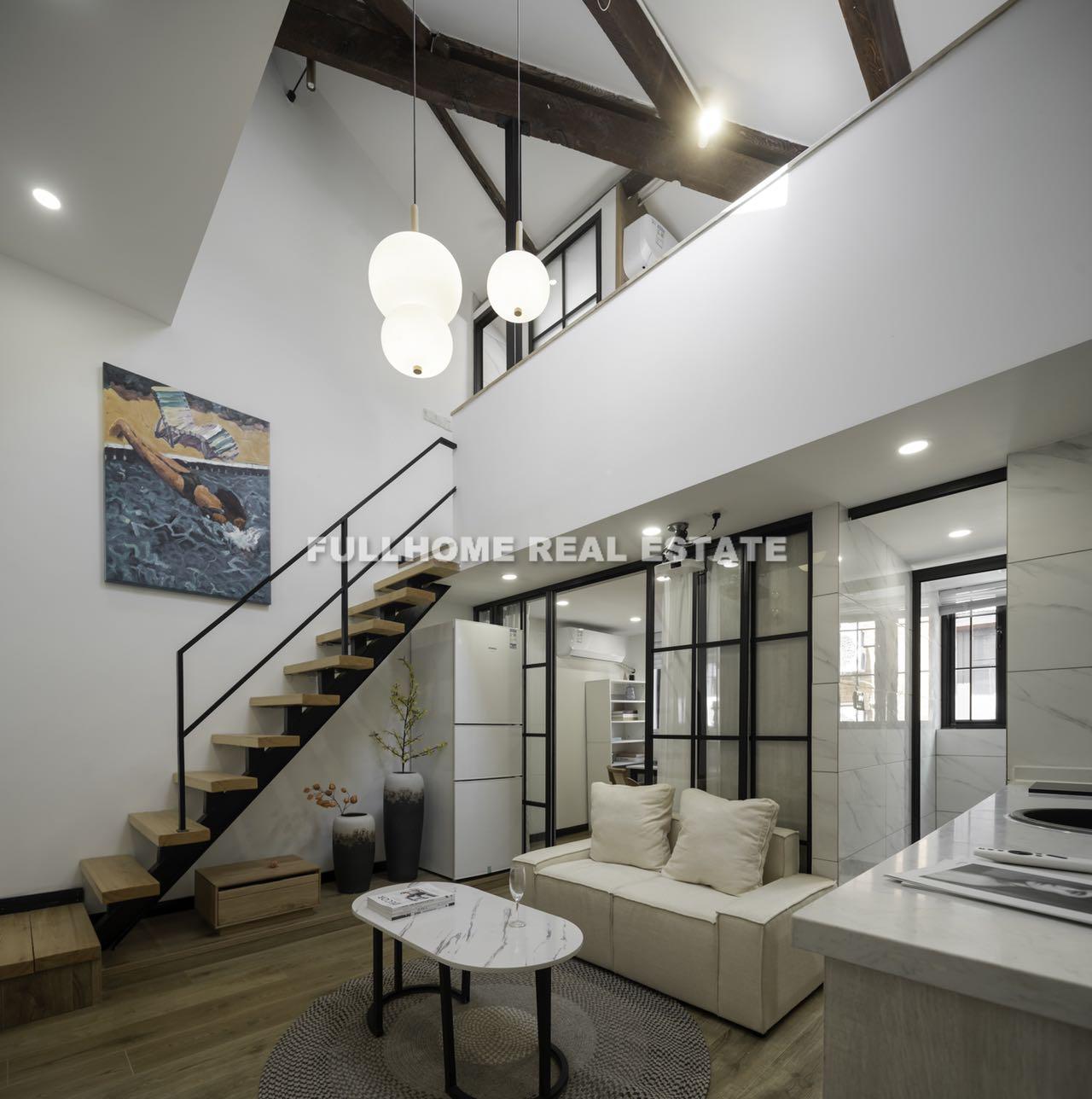 Same compound: Lane 500-1200 Middle Yanan Road Old House, 1 bedrooms in Shanghai