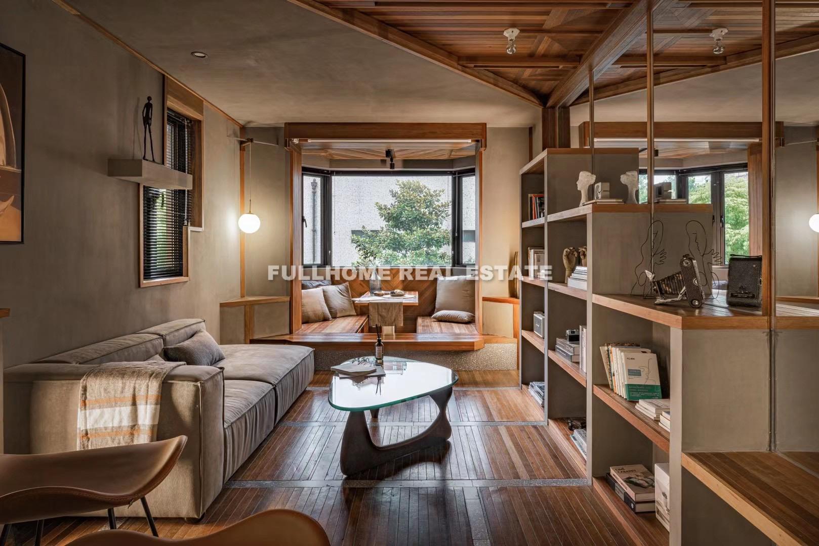 Same compound: Ma Dang Apartment, 1 bedrooms in Shanghai