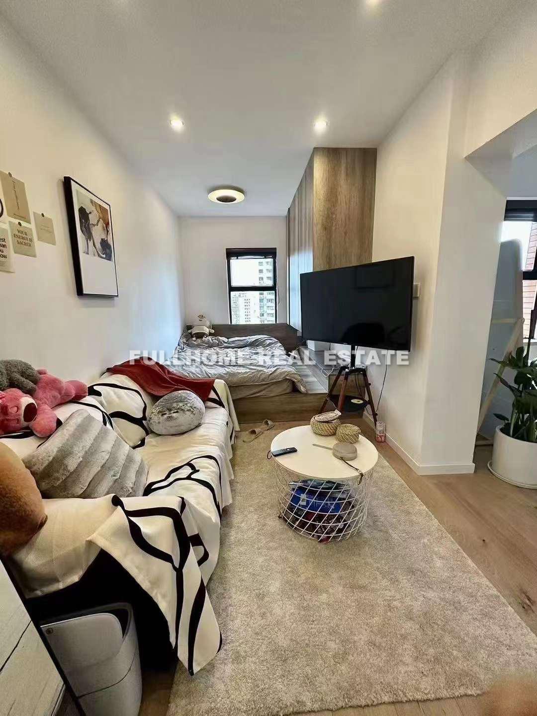 Similar property: Tong Ji Garden, 1 bedrooms, 50 sqm in Shanghai