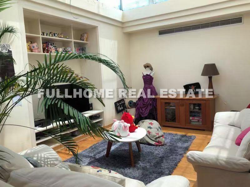 Same compound: Garden Inside Garden, 5 bedrooms in Shanghai