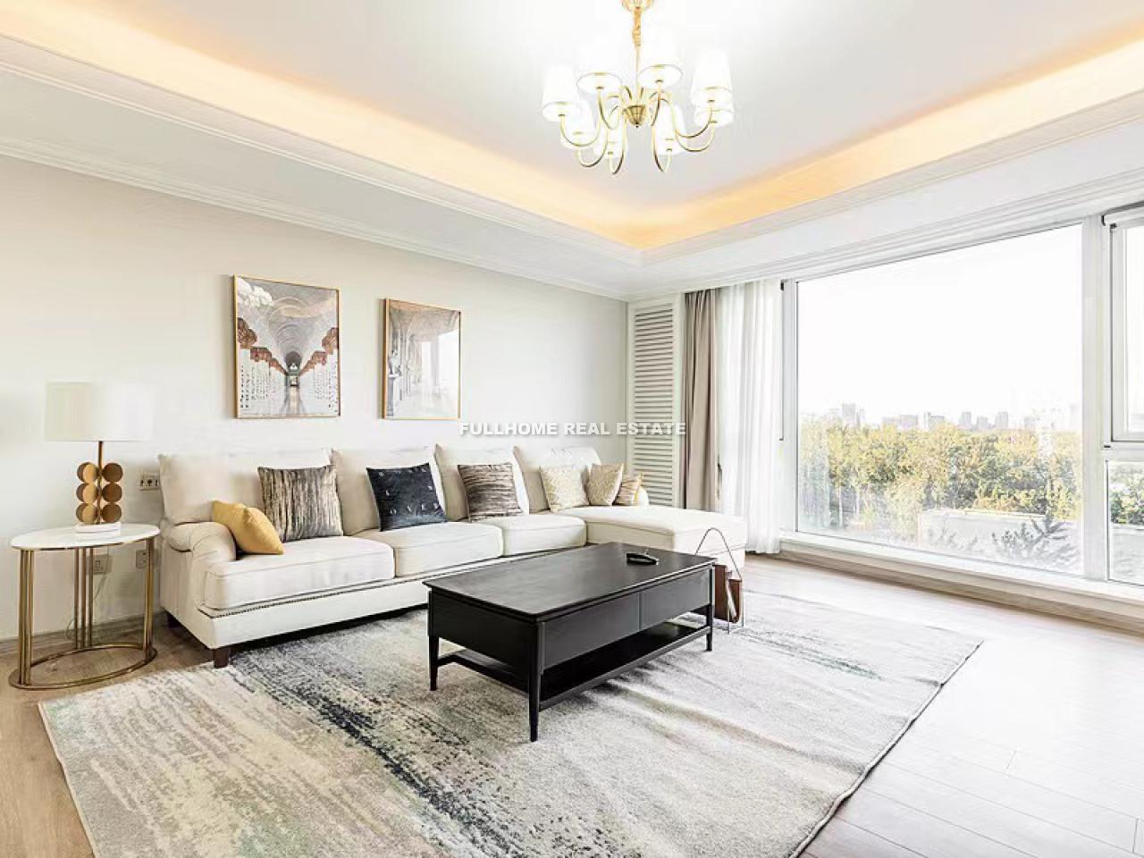 Palm Springs - 3 bedroom apartment in Beijing, Chaoyang Park