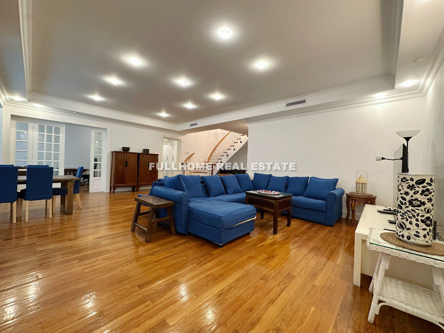 Western Suburban Garden - 5 bedroom apartment in Shanghai, Qingpu, Suburb