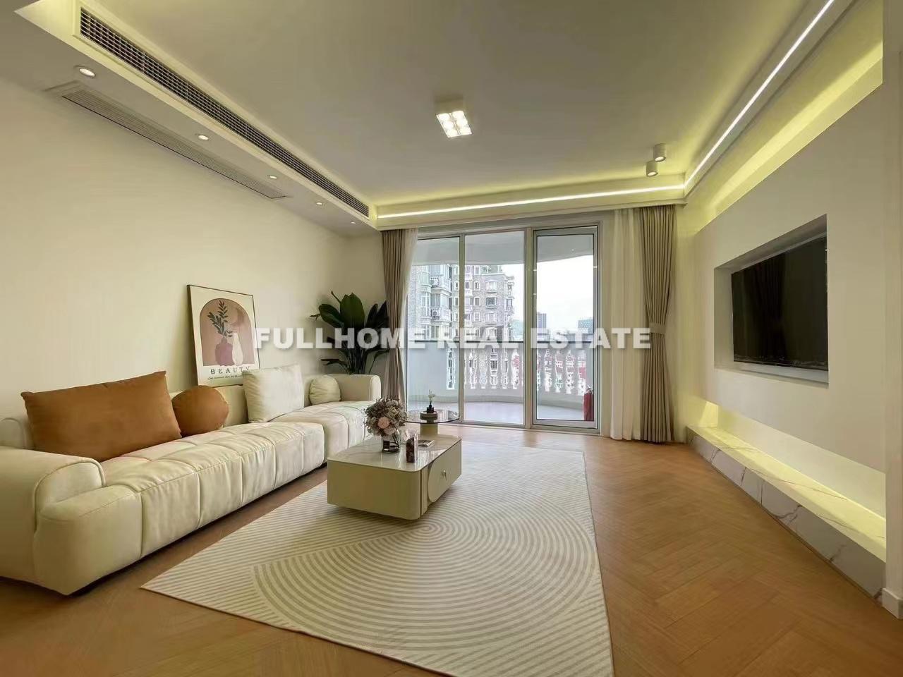 Sunshine Residence - 3 bedroom apartment in Shanghai, Downtown, Downtown