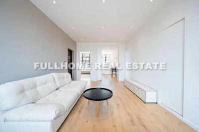 Same compound: West Lake Apartments, 2 bedrooms in Shanghai
