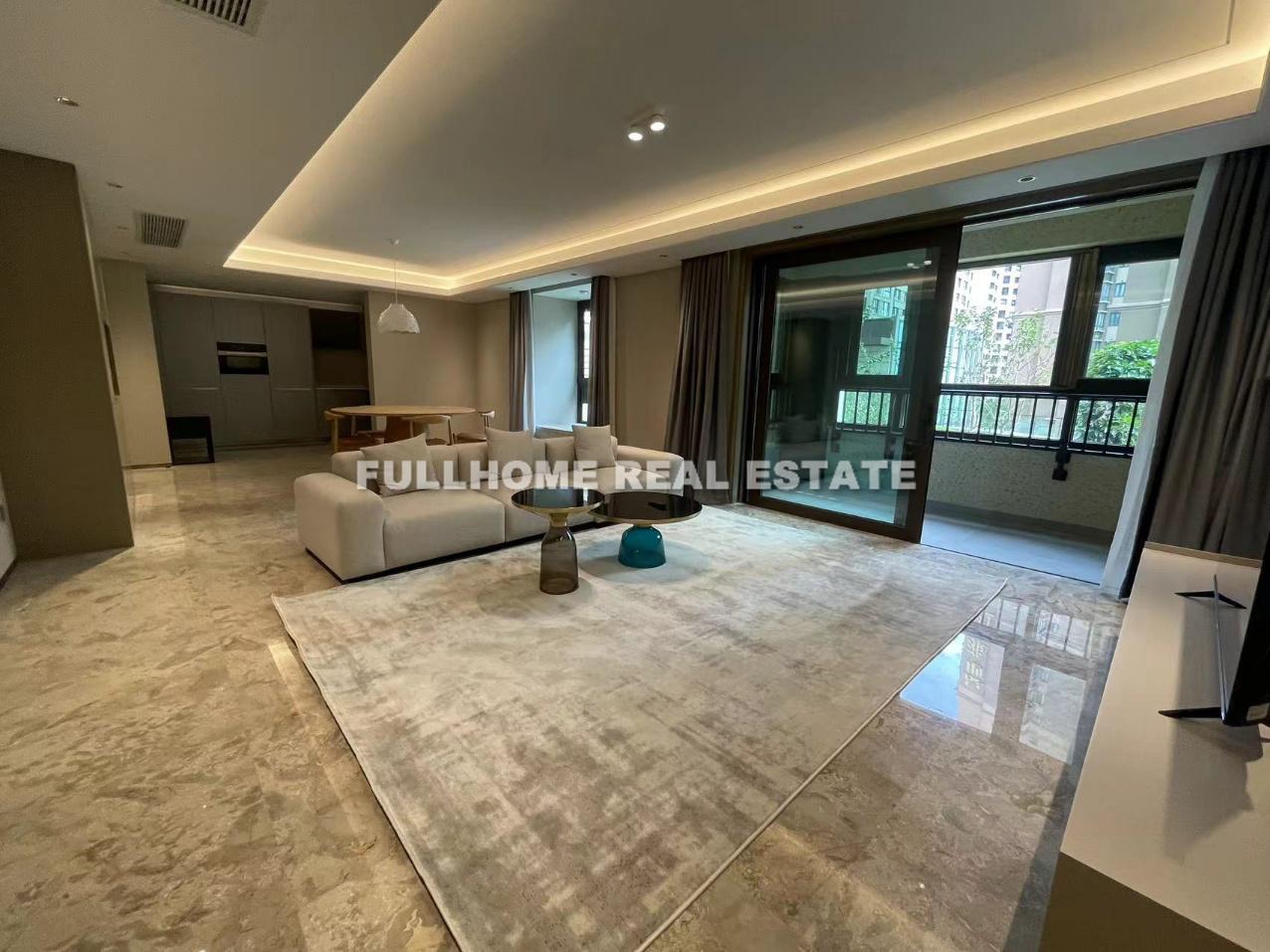 Same compound: Pu Yu One, 3 bedrooms in Shanghai