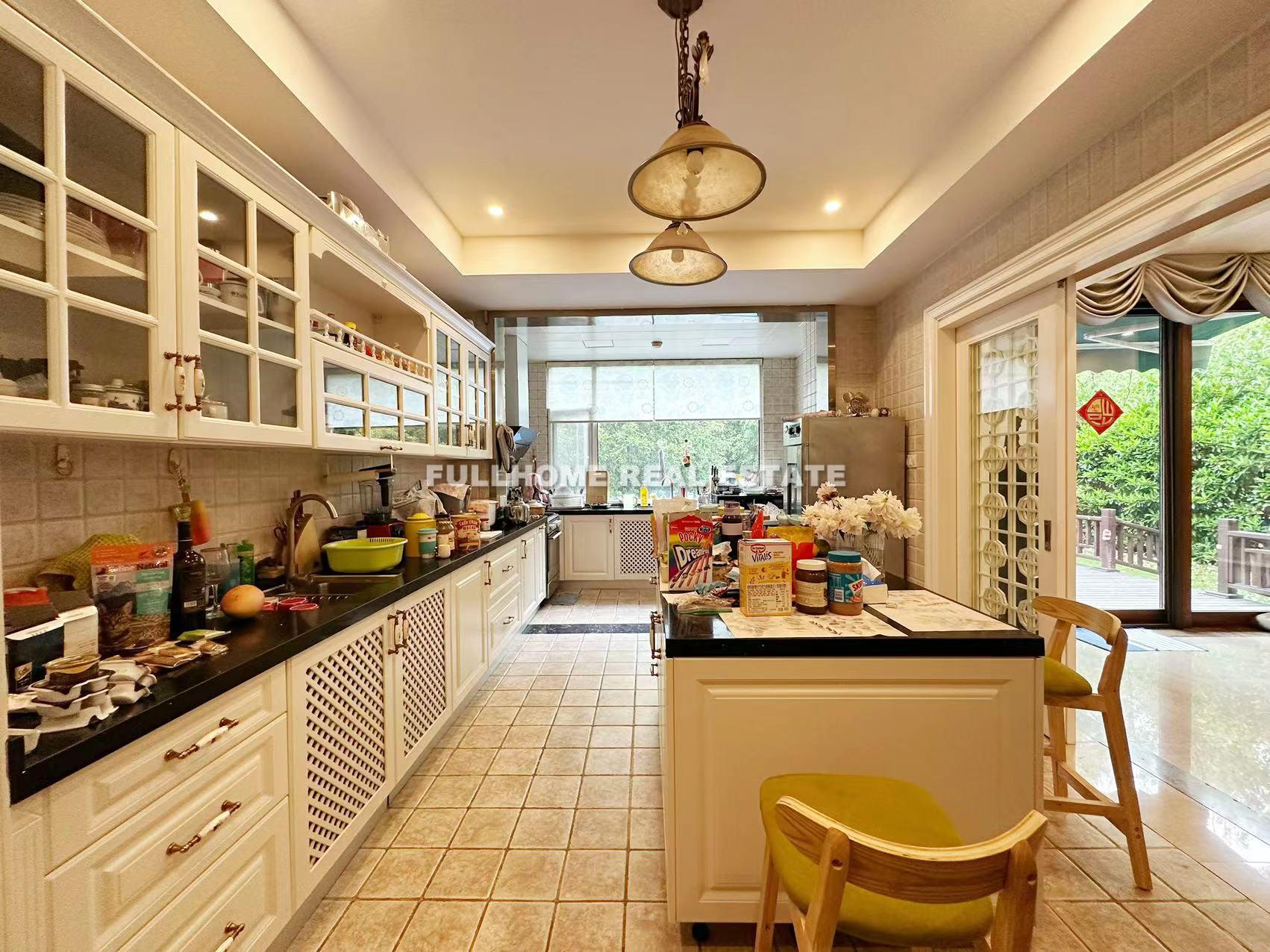 Violet Country Villa - Interior view 2, Shanghai rental property