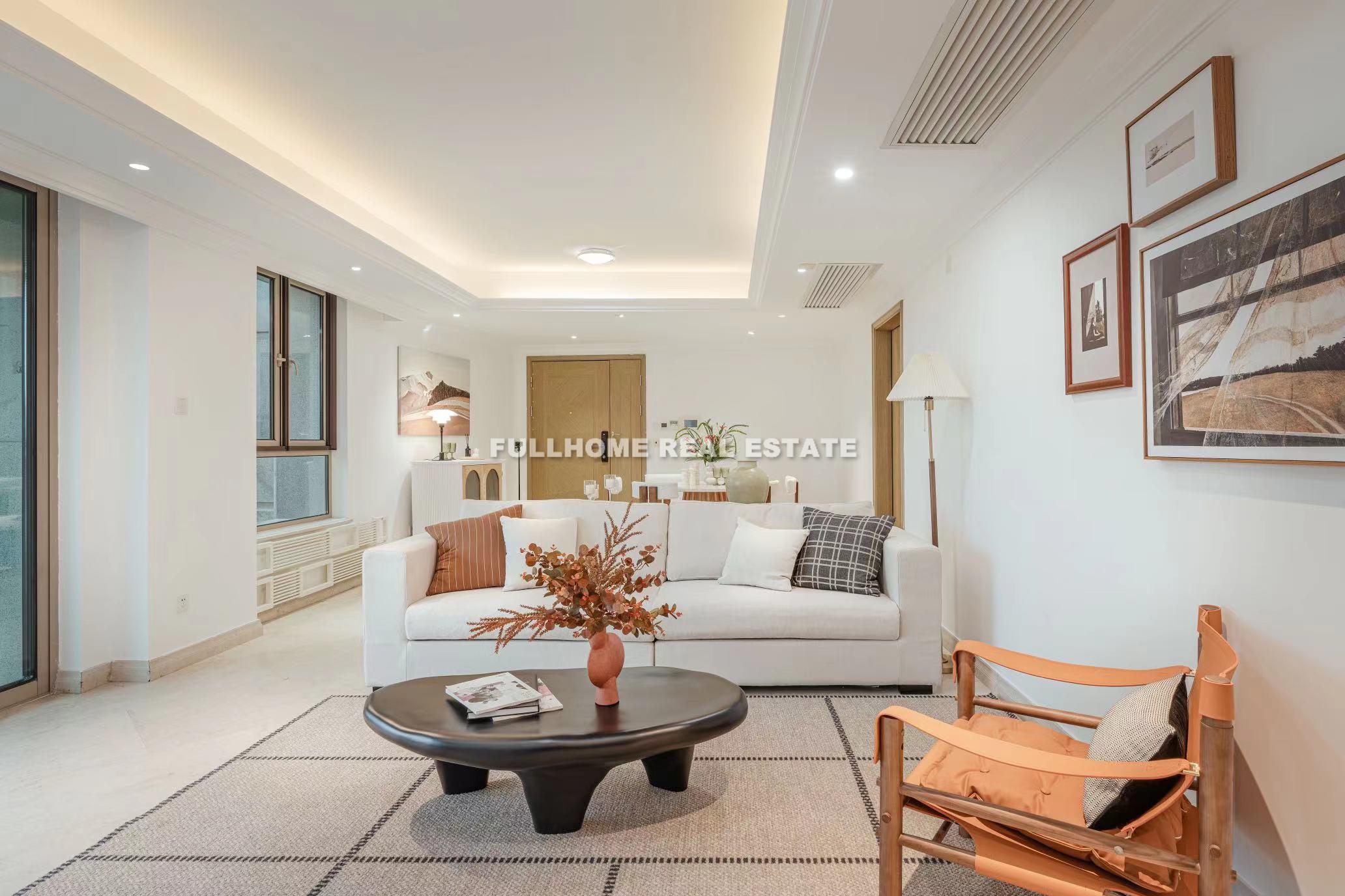 Seasons Villa - 3 bedroom apartment in Shanghai, Century Park and Lianyang, Pudong