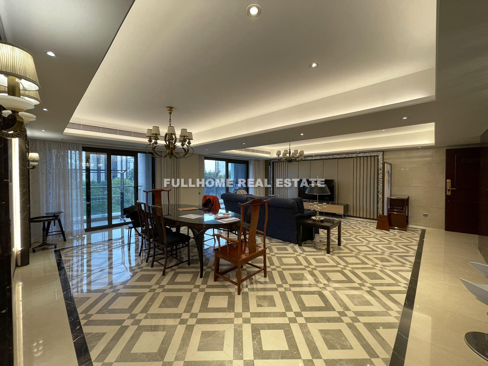 Fu Di Yu Xi Jiao - 3 bedroom apartment in Shanghai, Downtown, Downtown