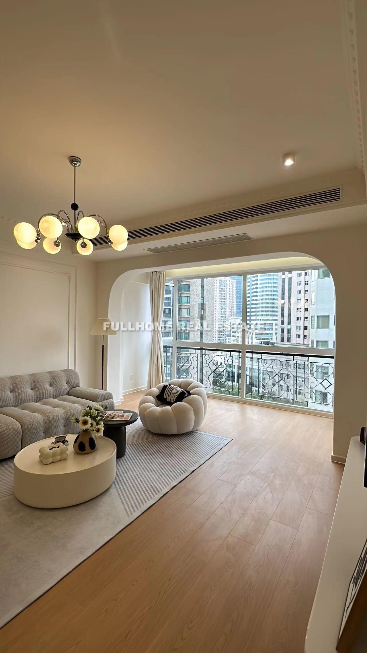 Jewel Garden - 3 bedroom apartment in Shanghai, Xujiahui, Downtown